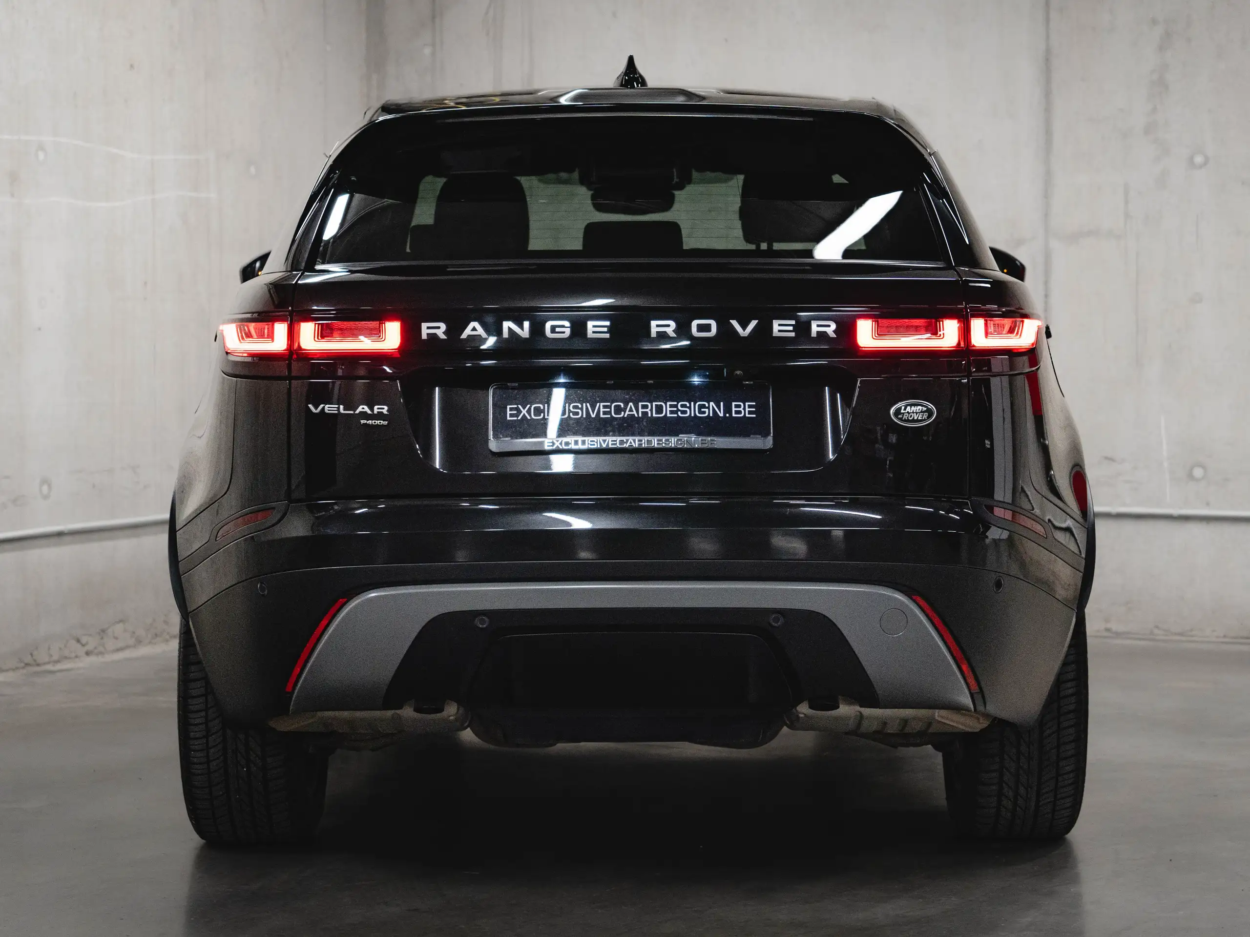 Land Rover - Range Rover Velar