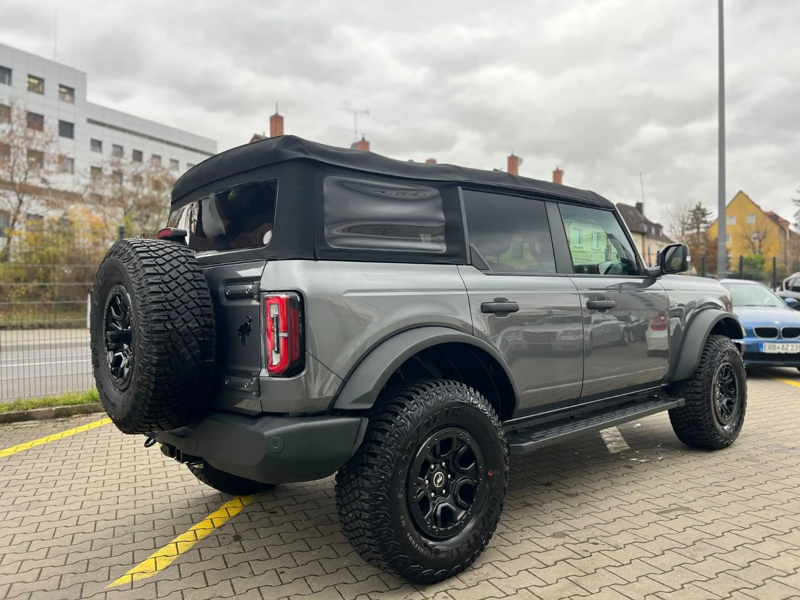 Ford - Bronco