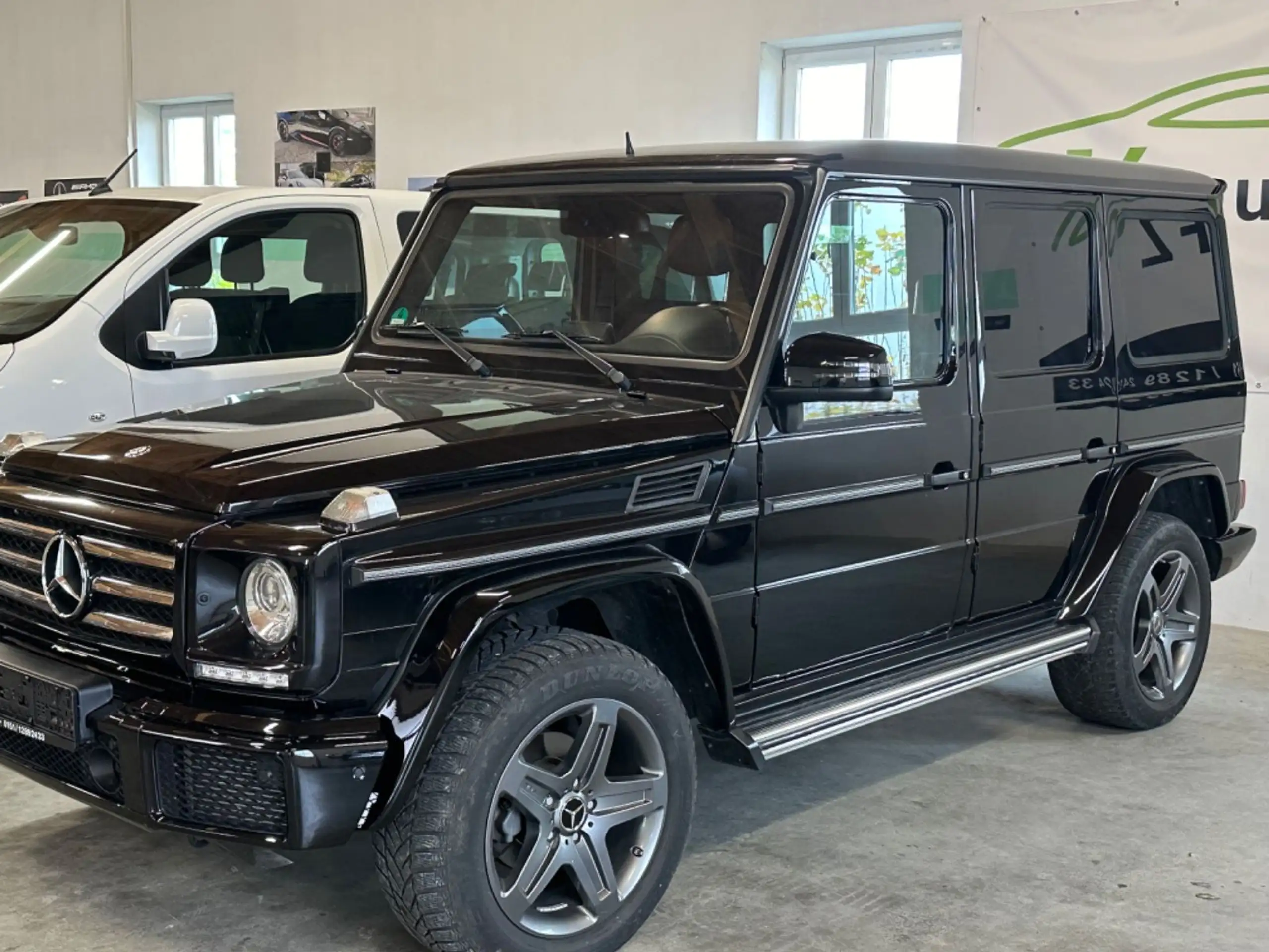 Mercedes-Benz - G 350