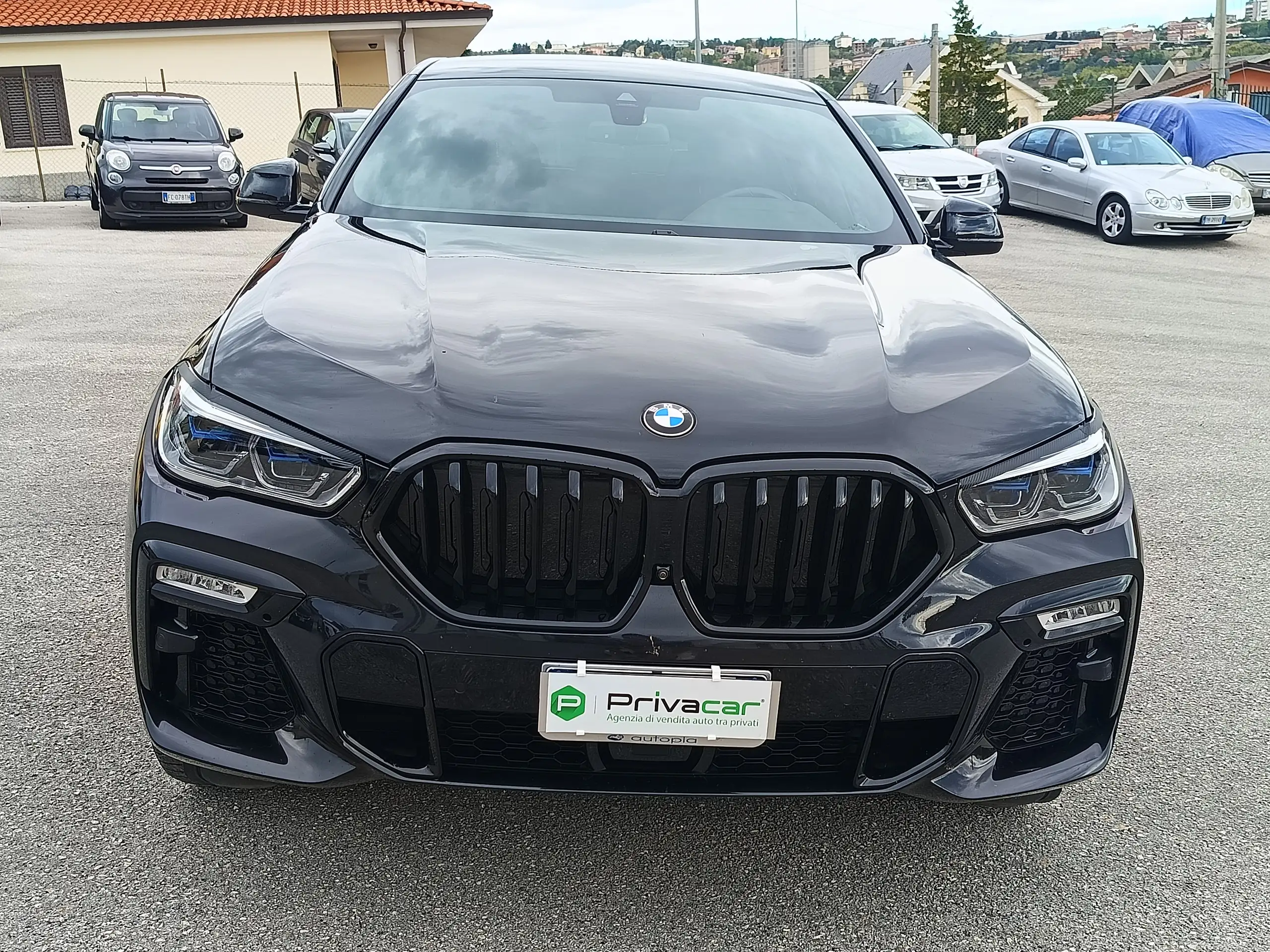 BMW - X6