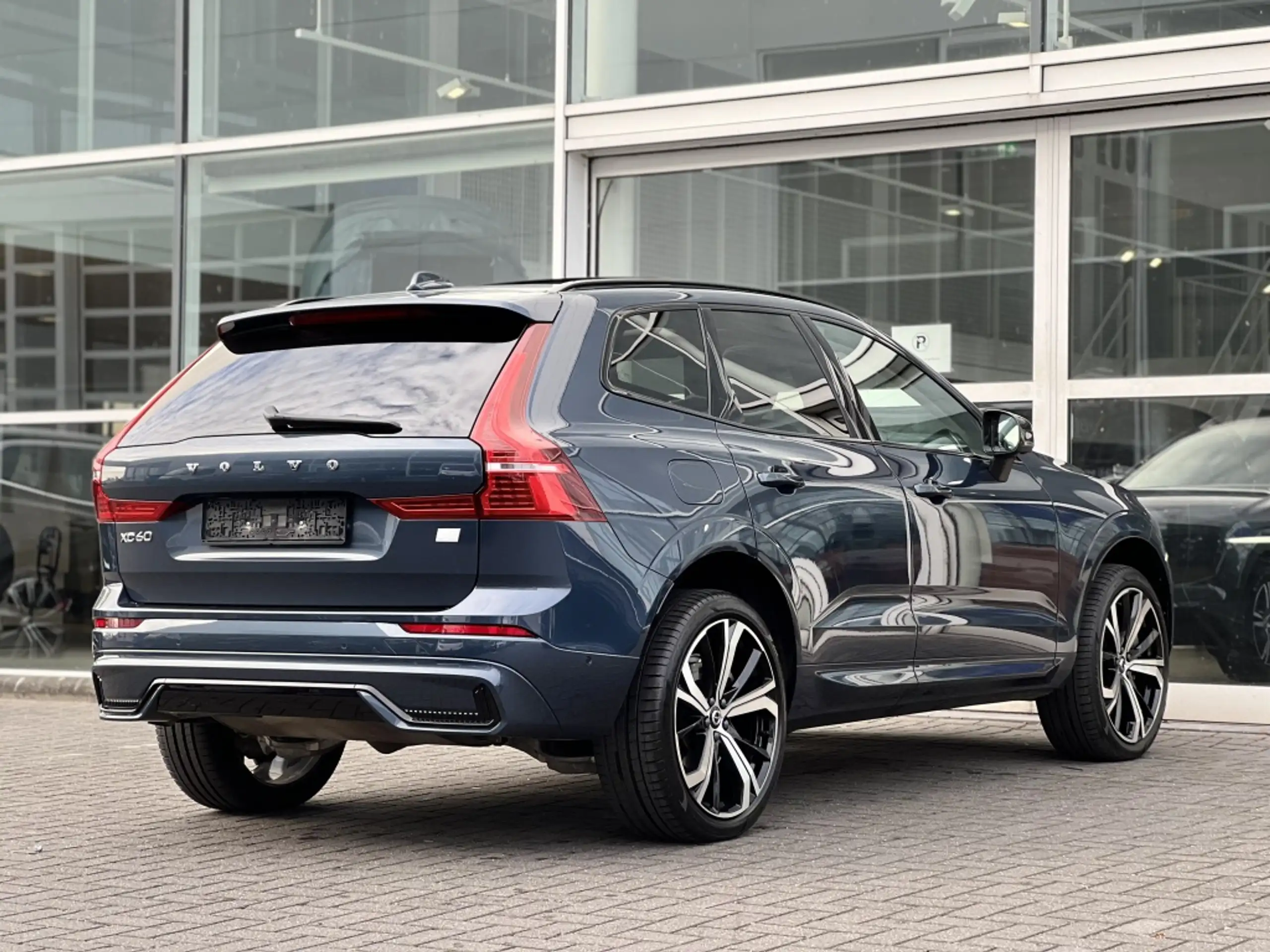 Volvo - XC60