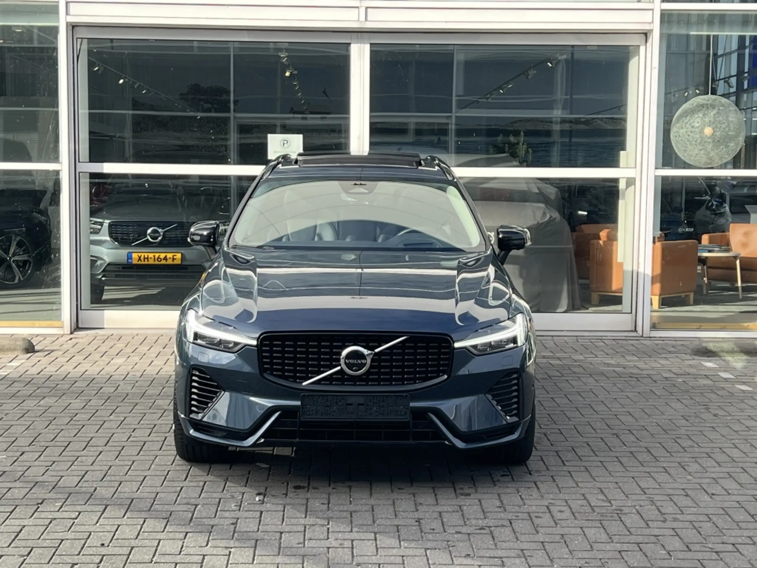 Volvo - XC60