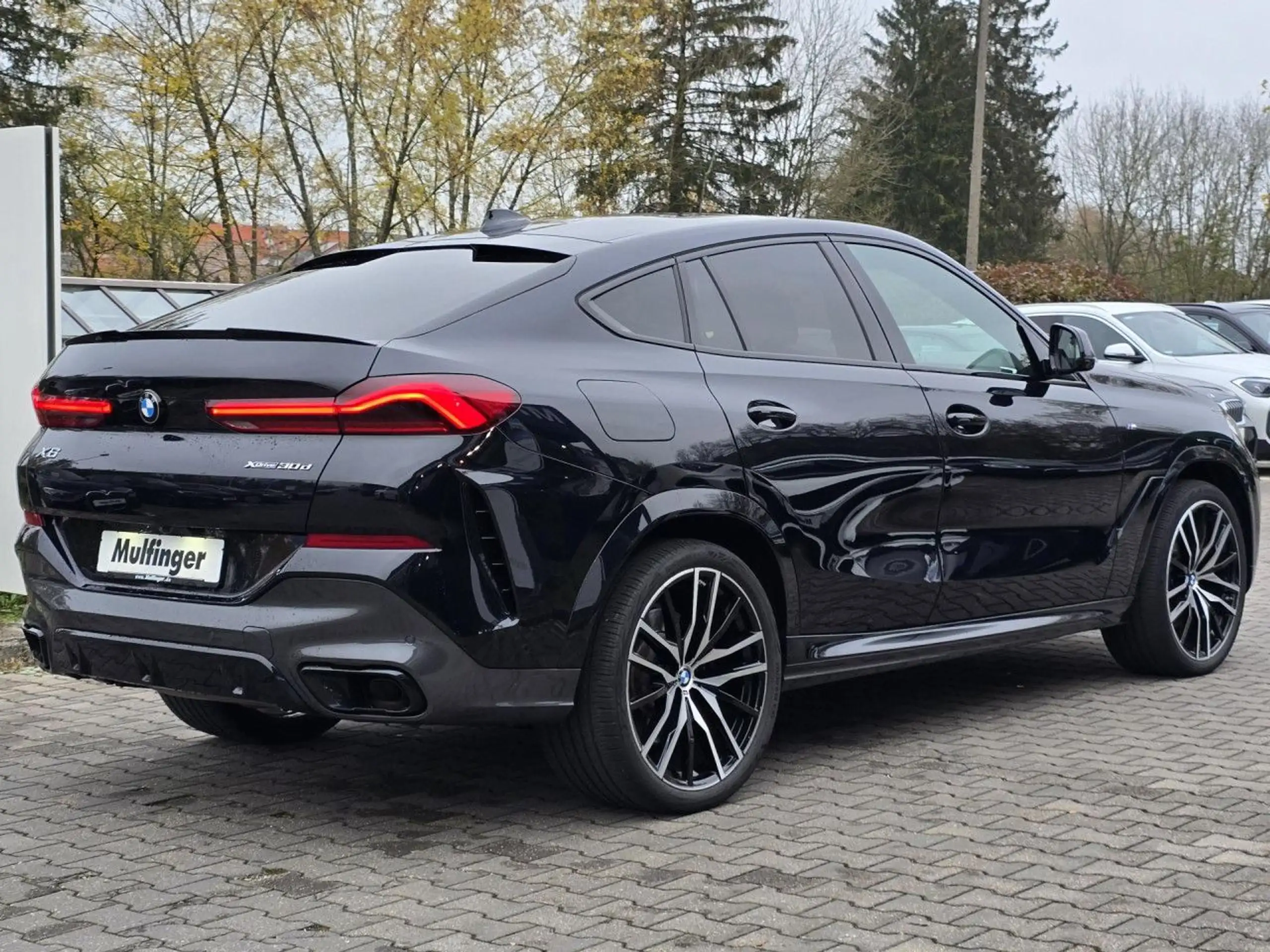 BMW - X6