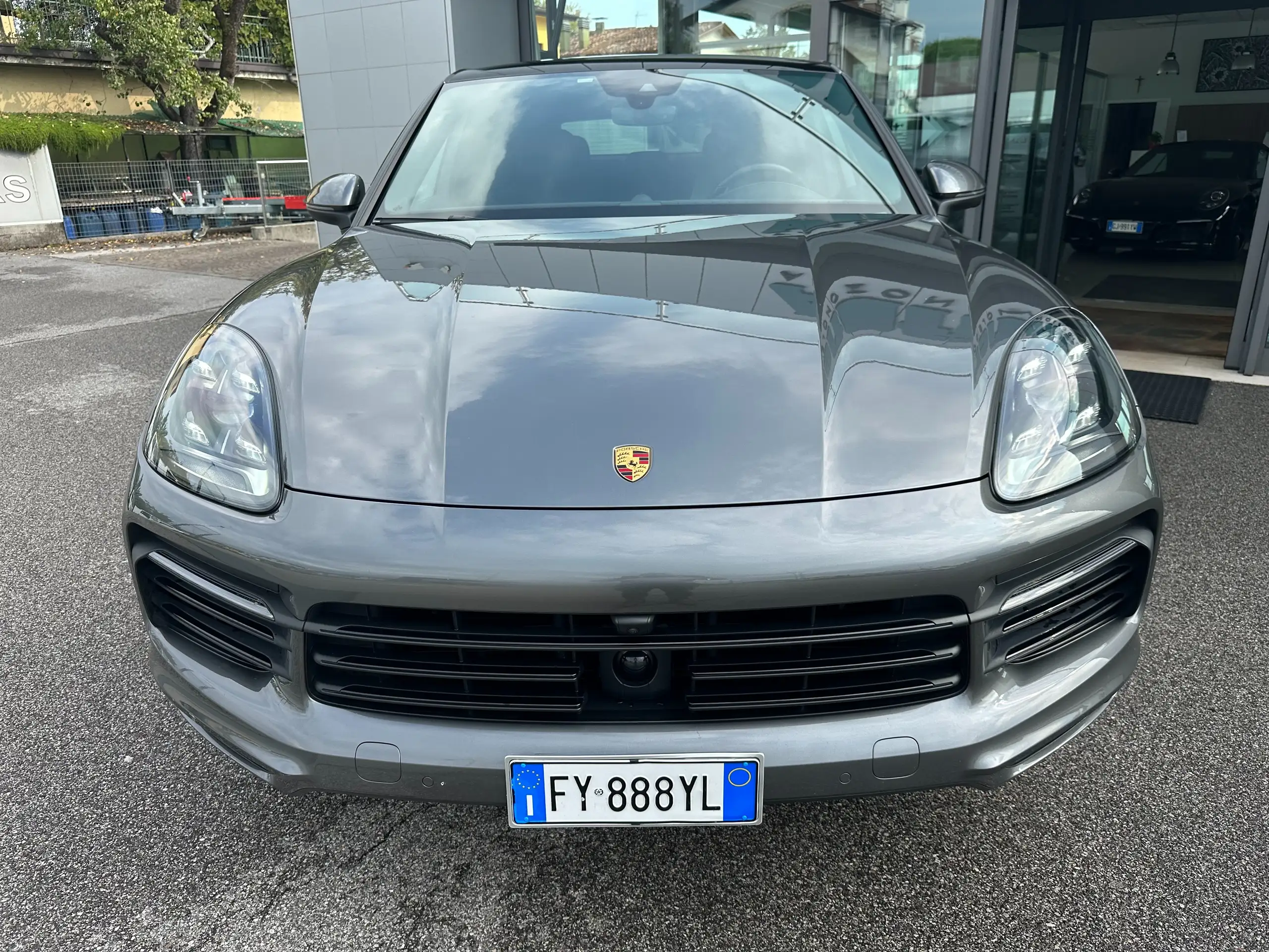 Porsche - Cayenne