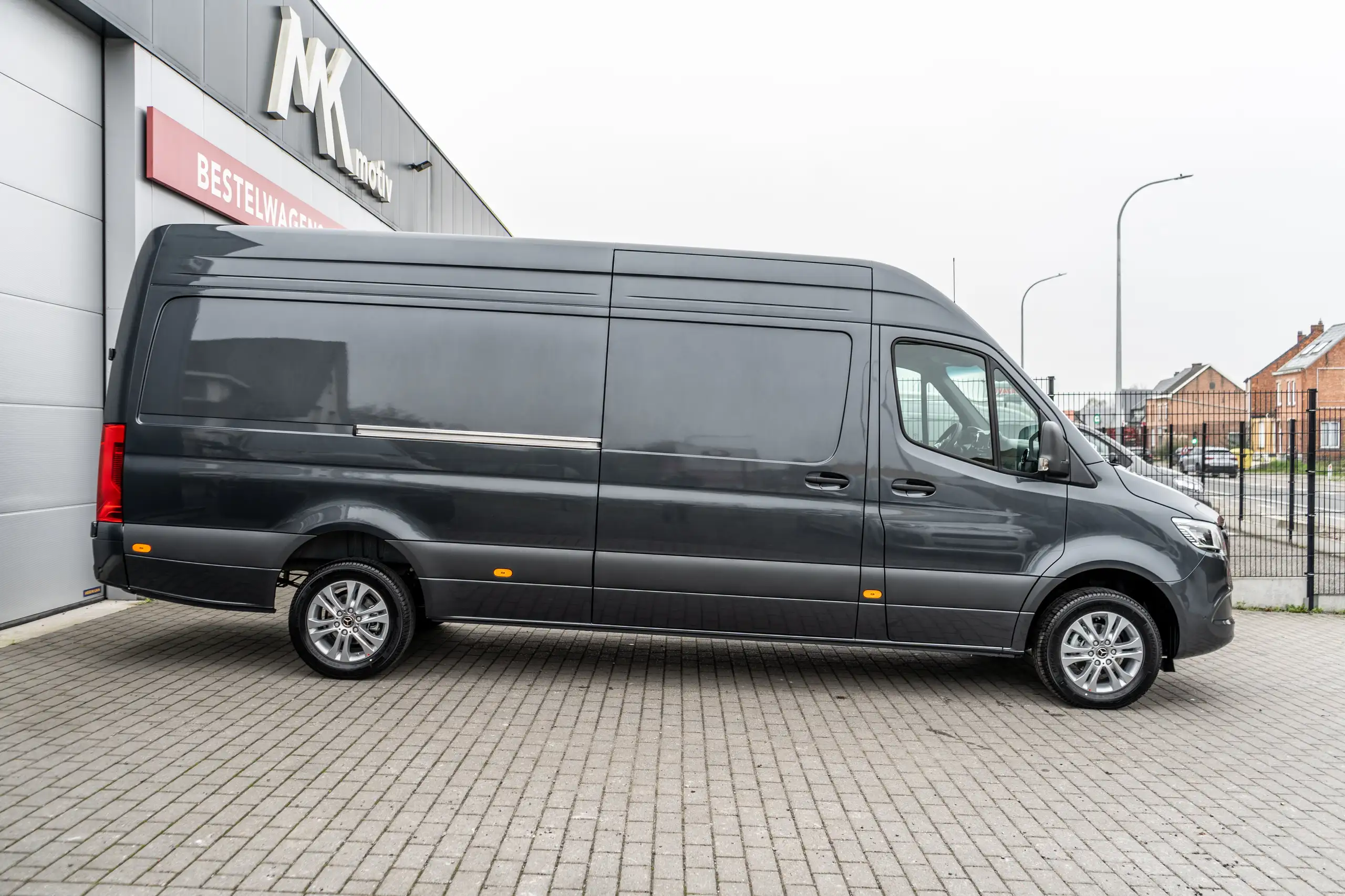 Mercedes-Benz - Sprinter