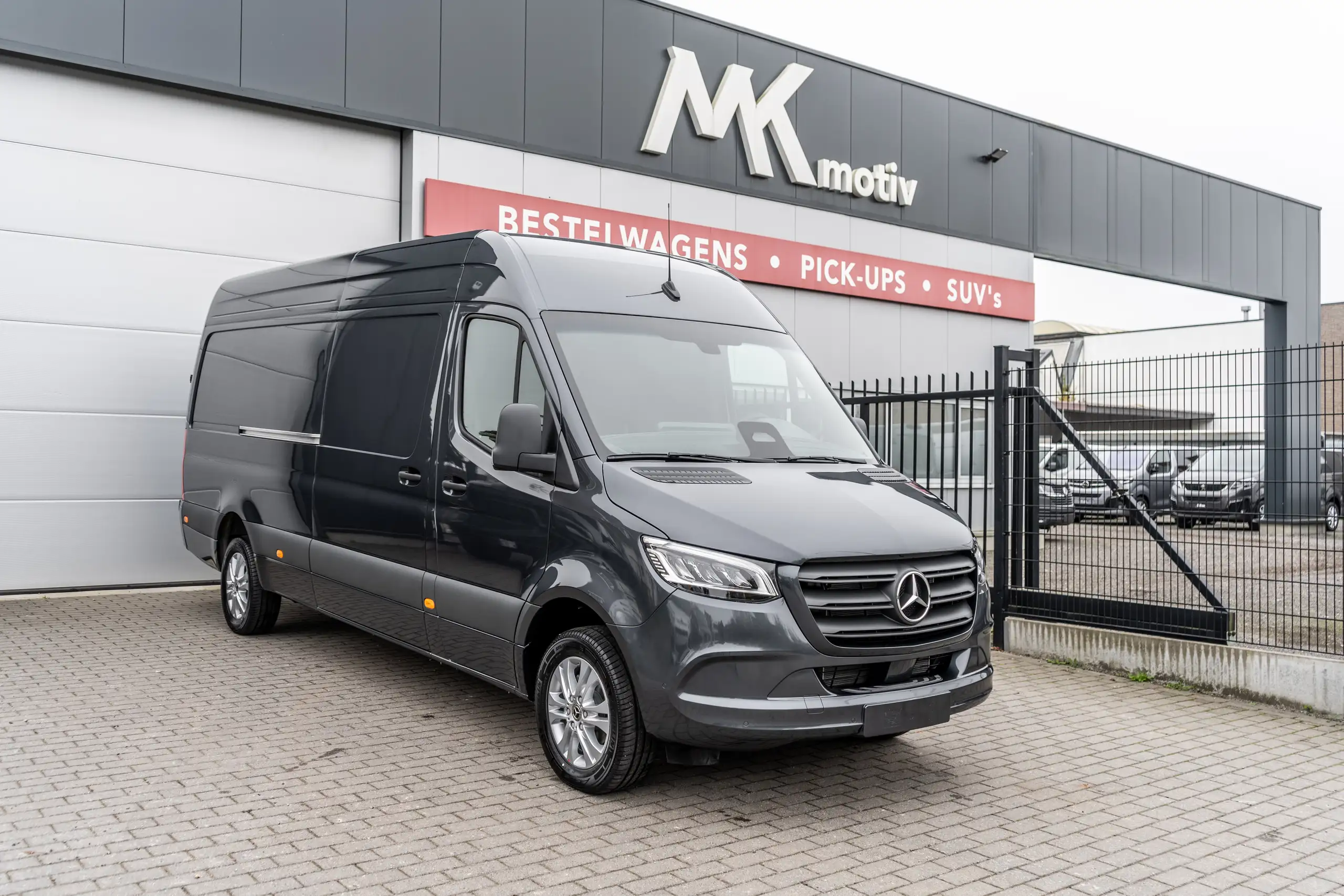 Mercedes-Benz - Sprinter