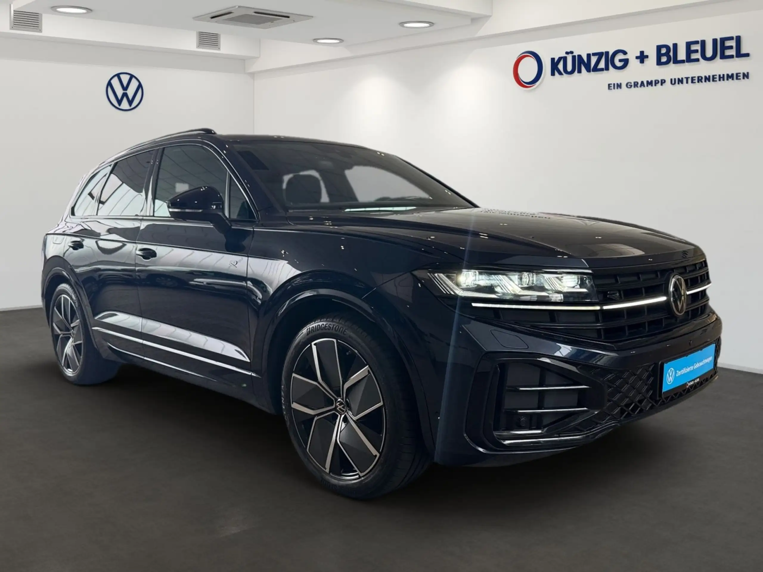 Volkswagen - Touareg