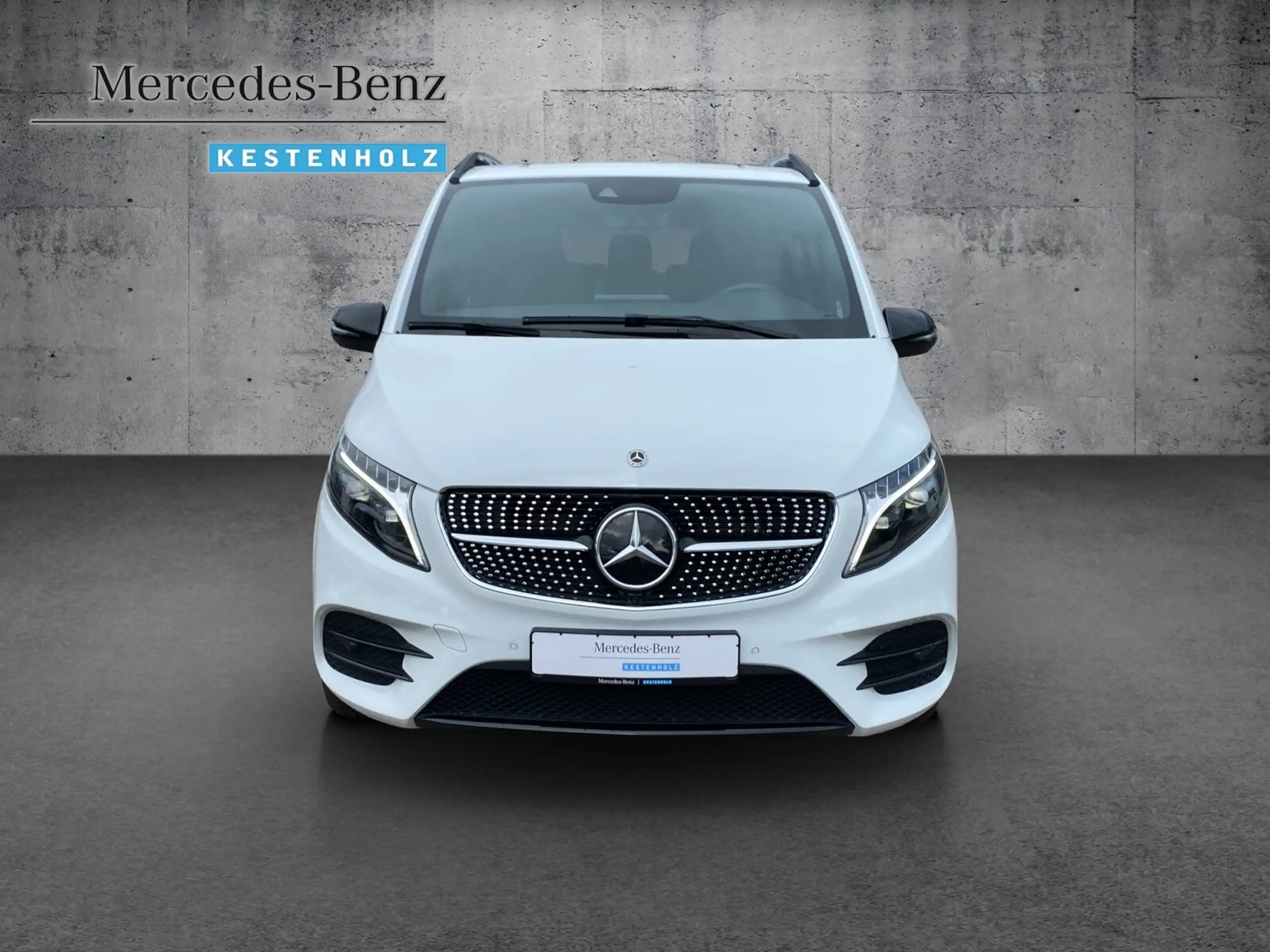 Mercedes-Benz - V 250