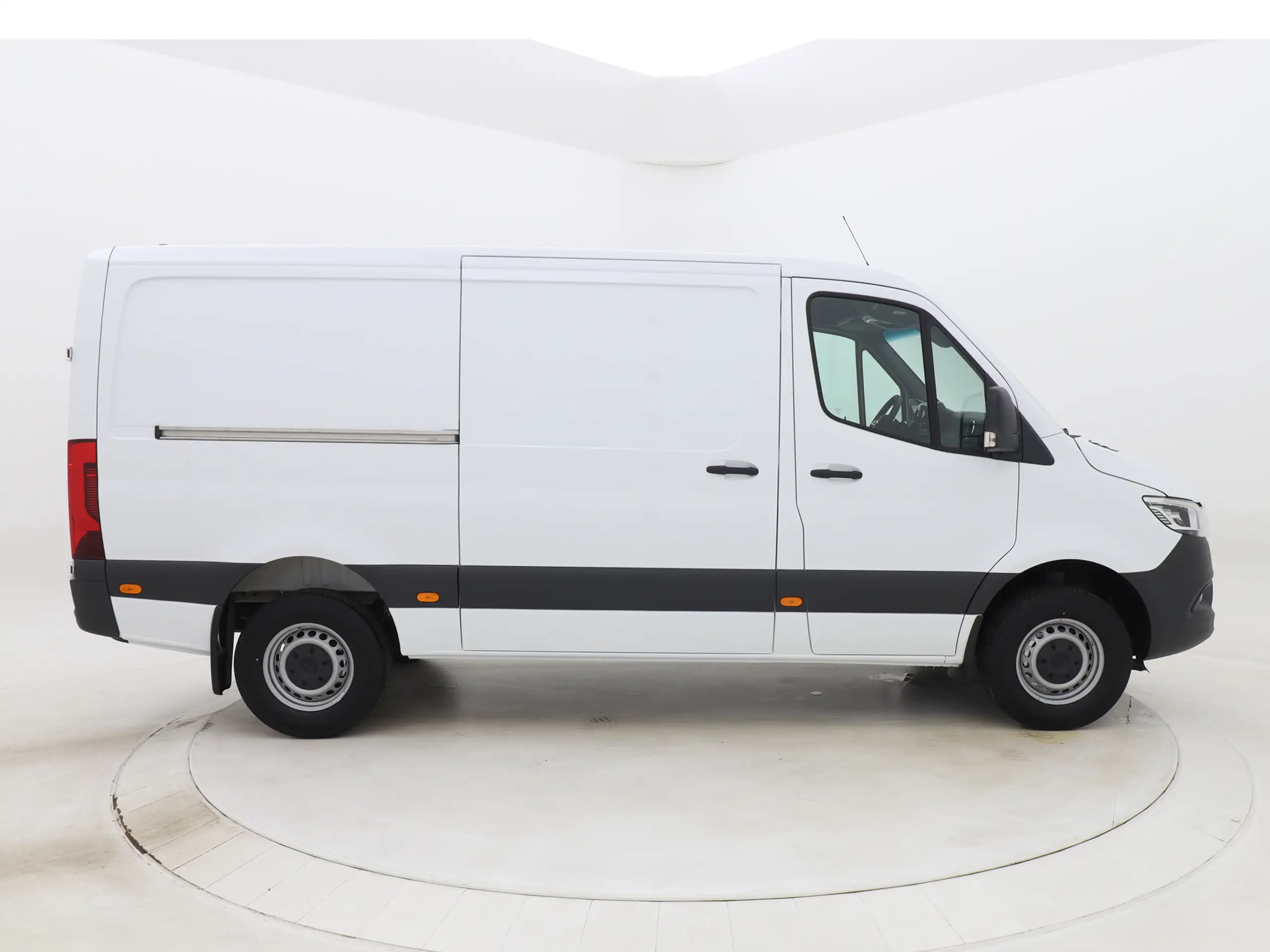 Mercedes-Benz - Sprinter