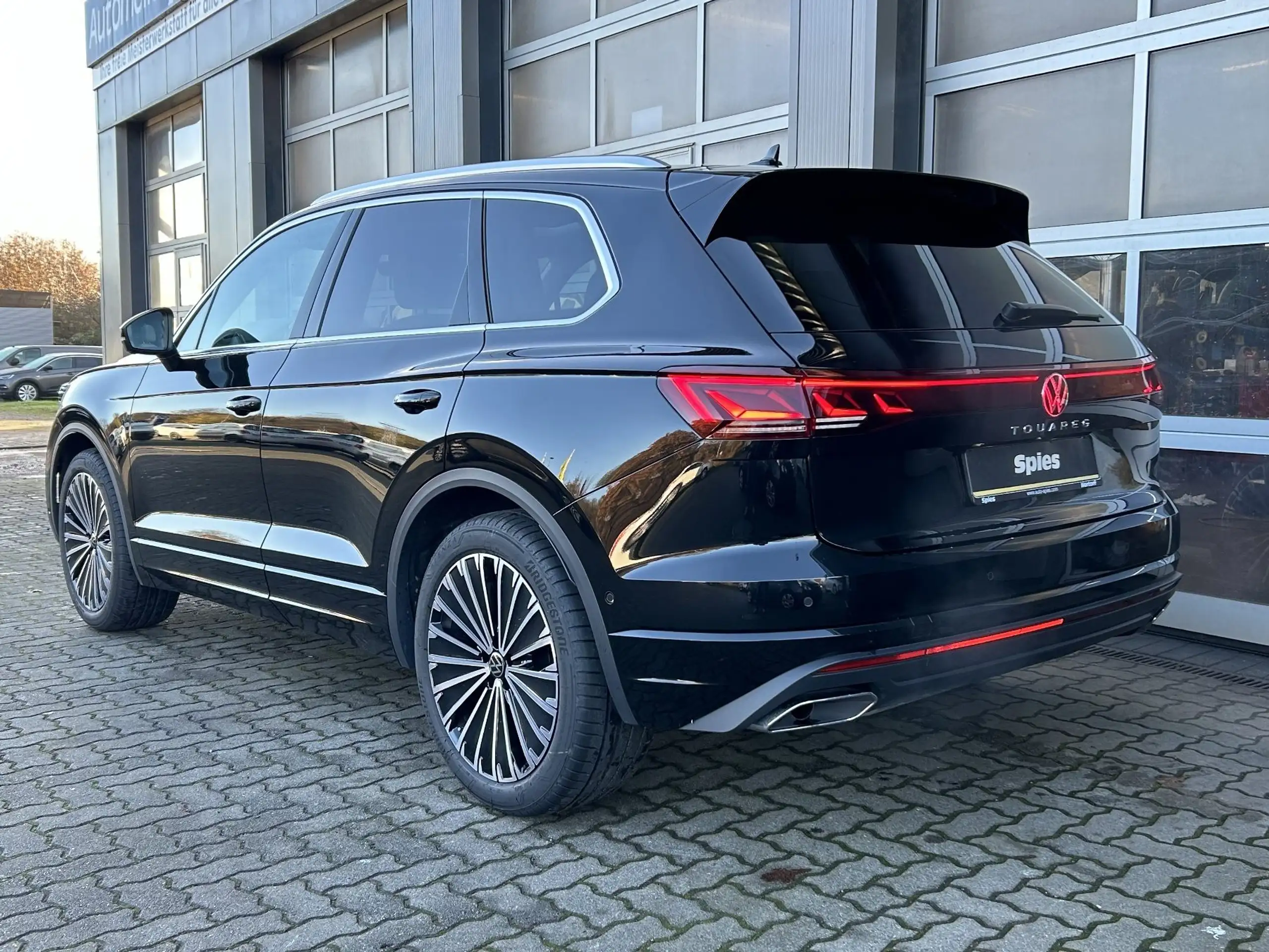 Volkswagen - Touareg