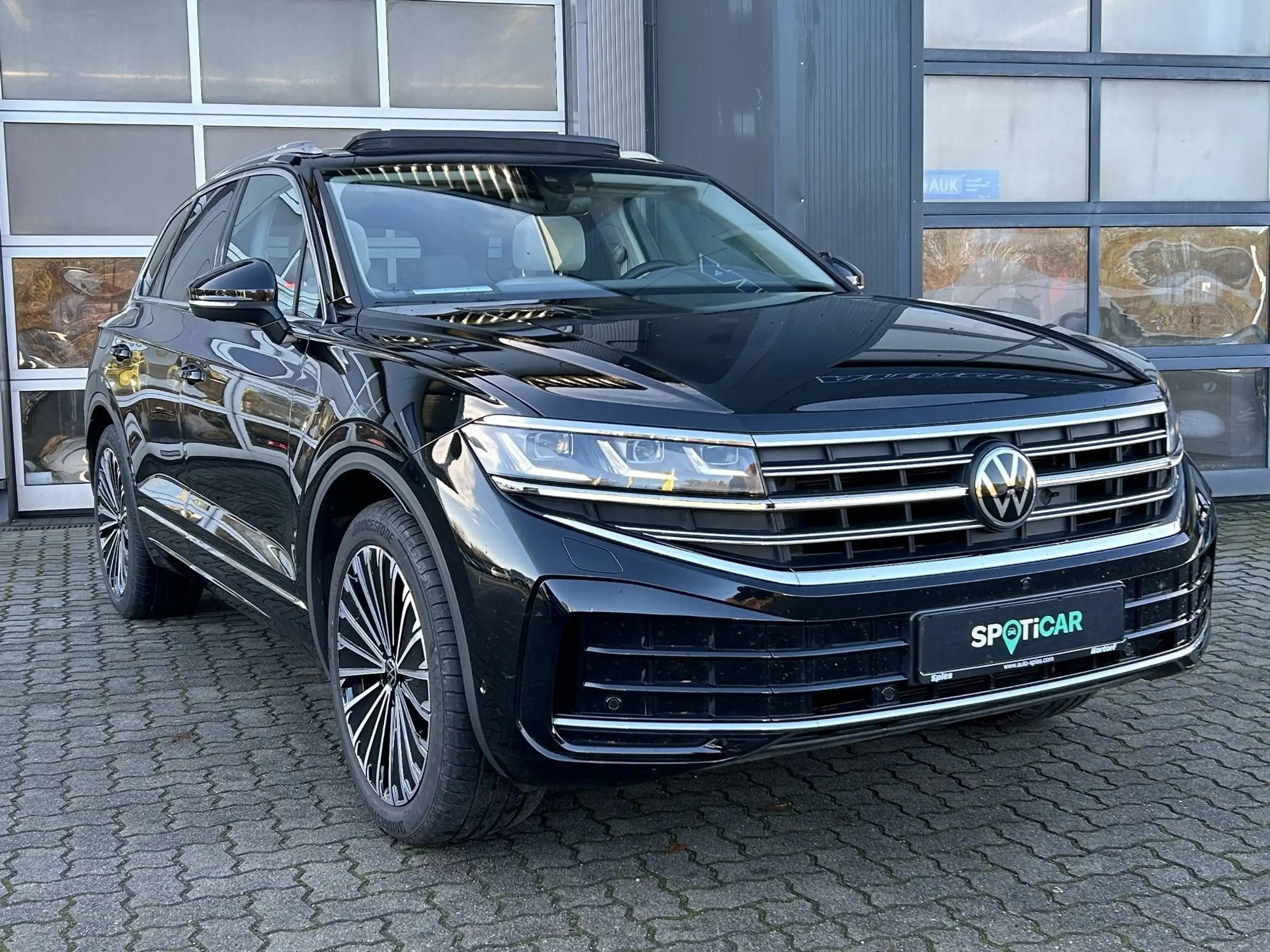 Volkswagen - Touareg