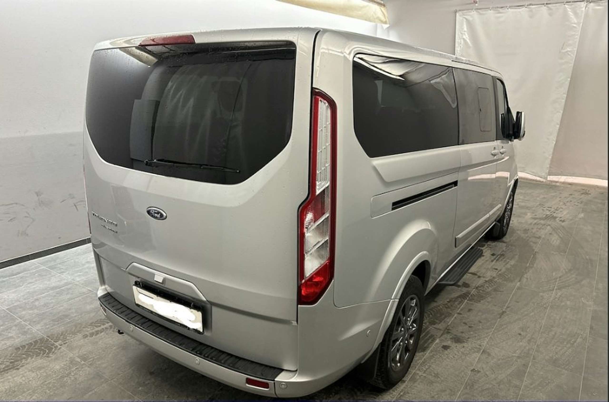 Ford - Tourneo Custom