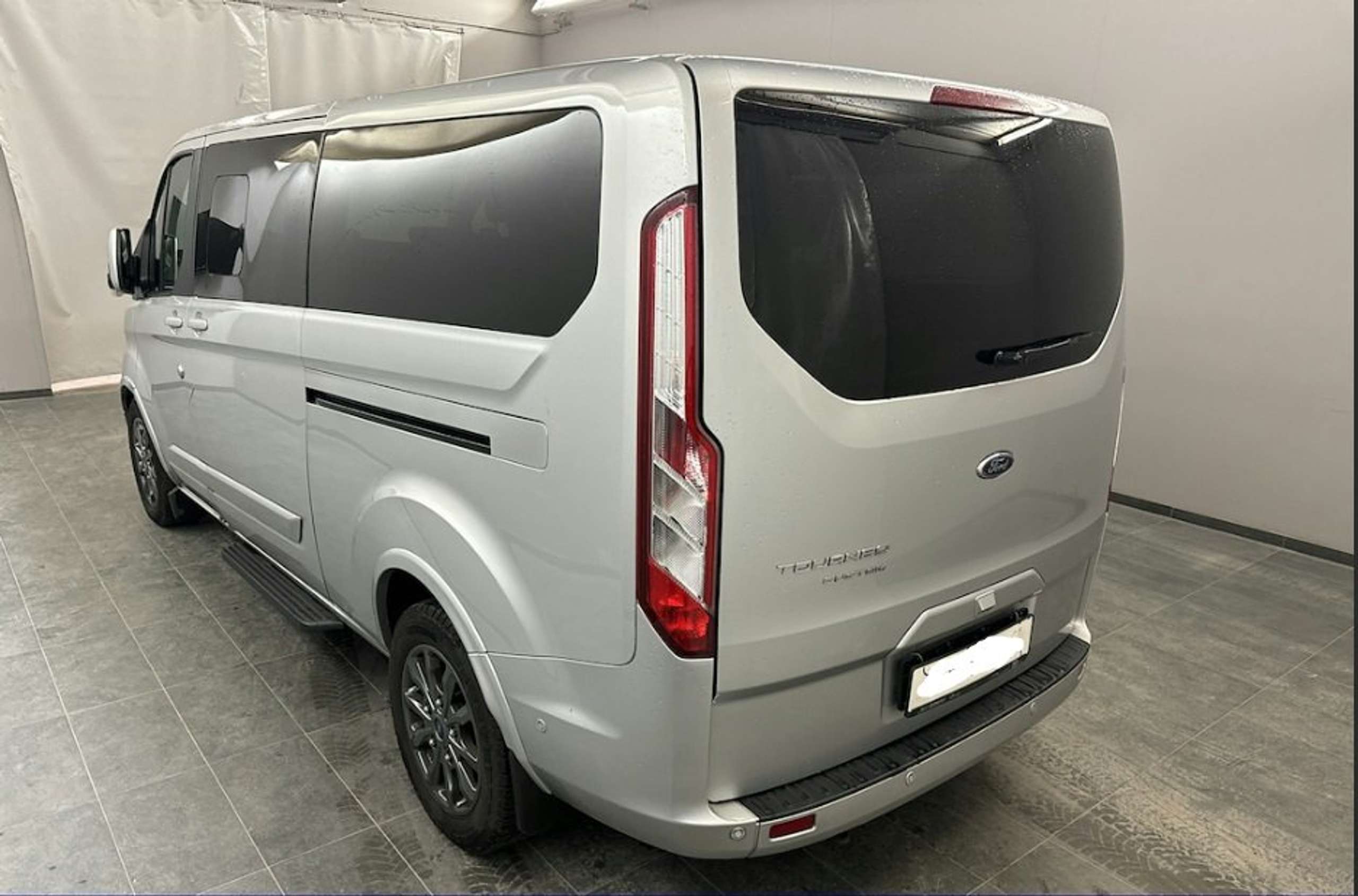 Ford - Tourneo Custom