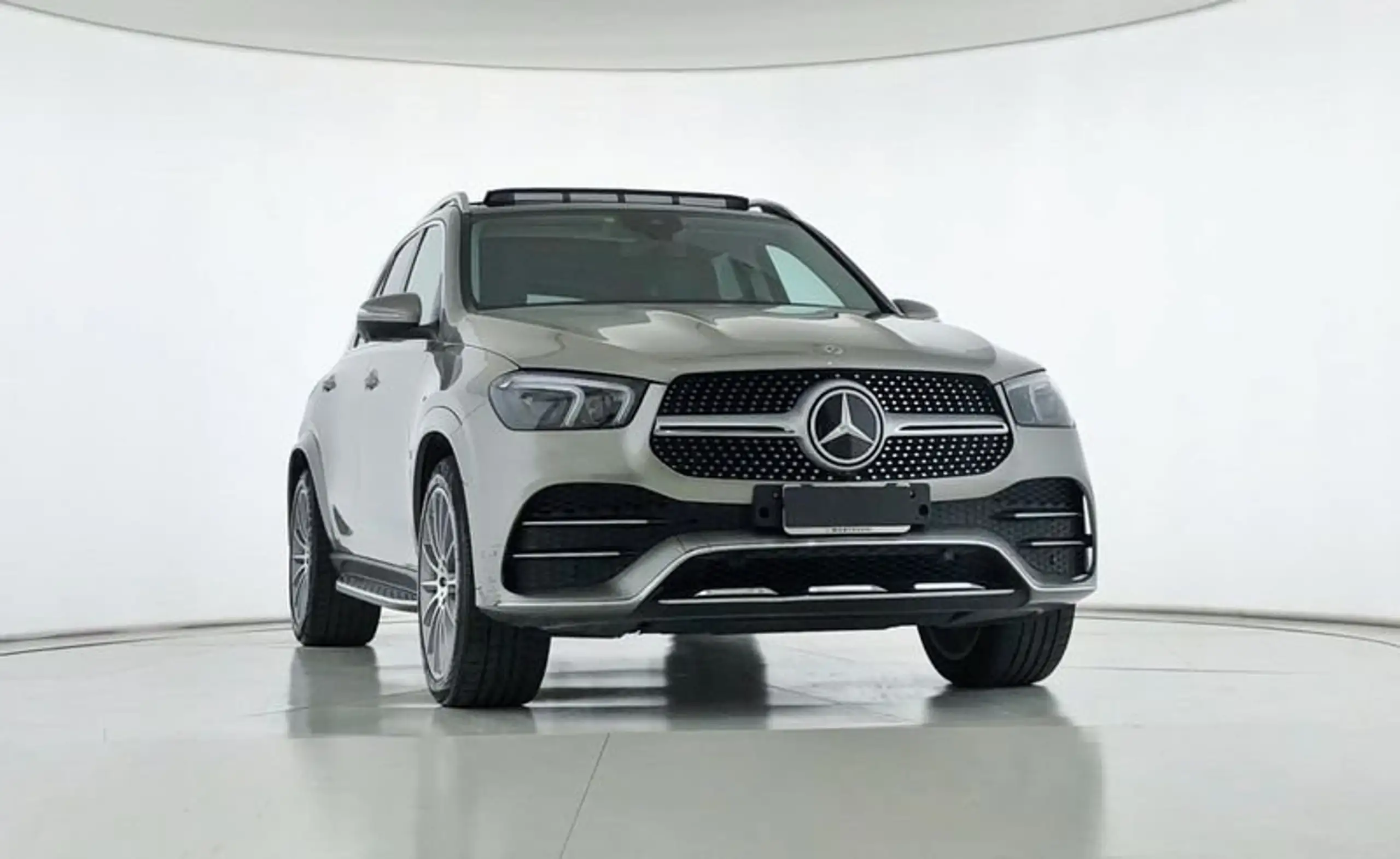 Mercedes-Benz - GLE 300