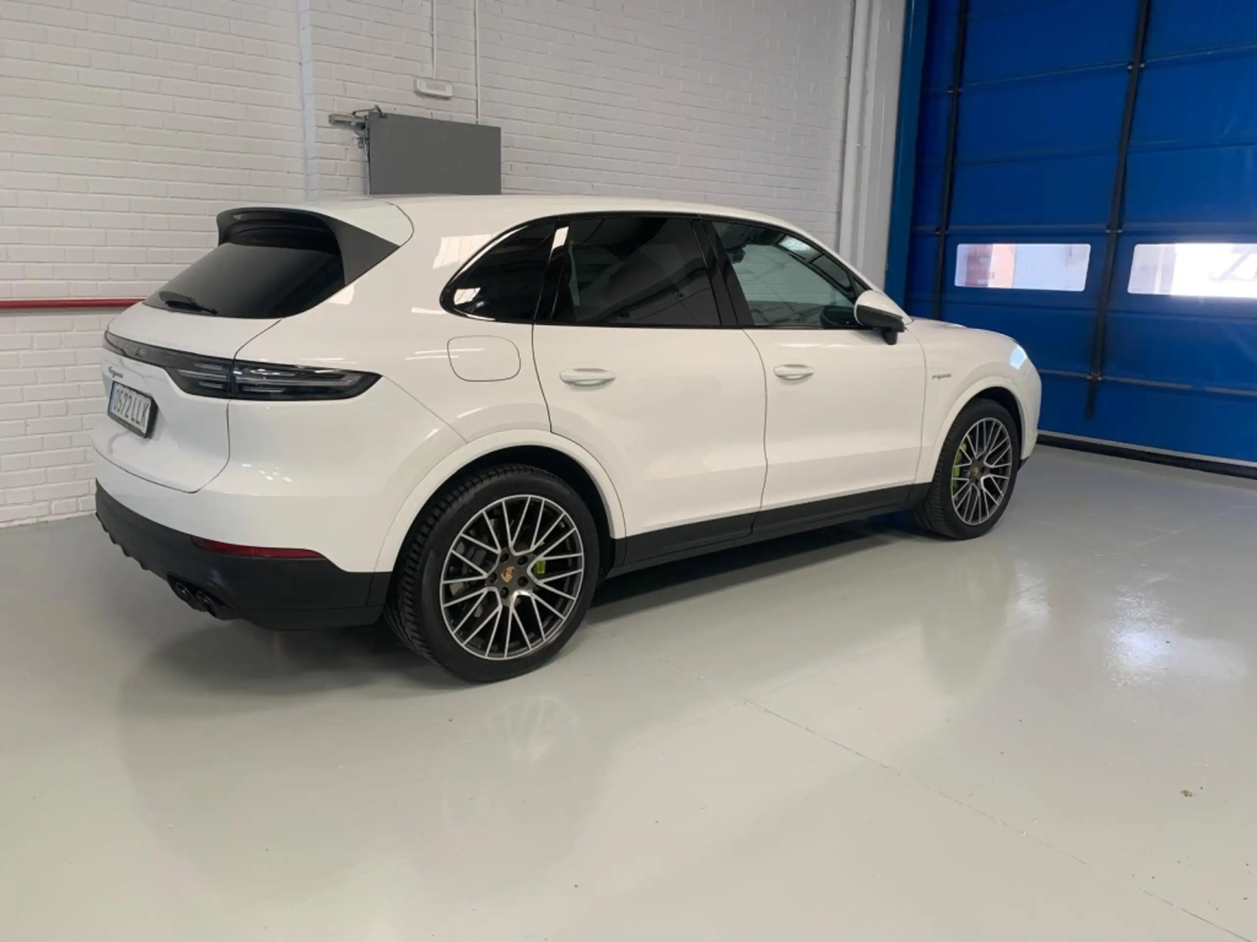 Porsche - Cayenne