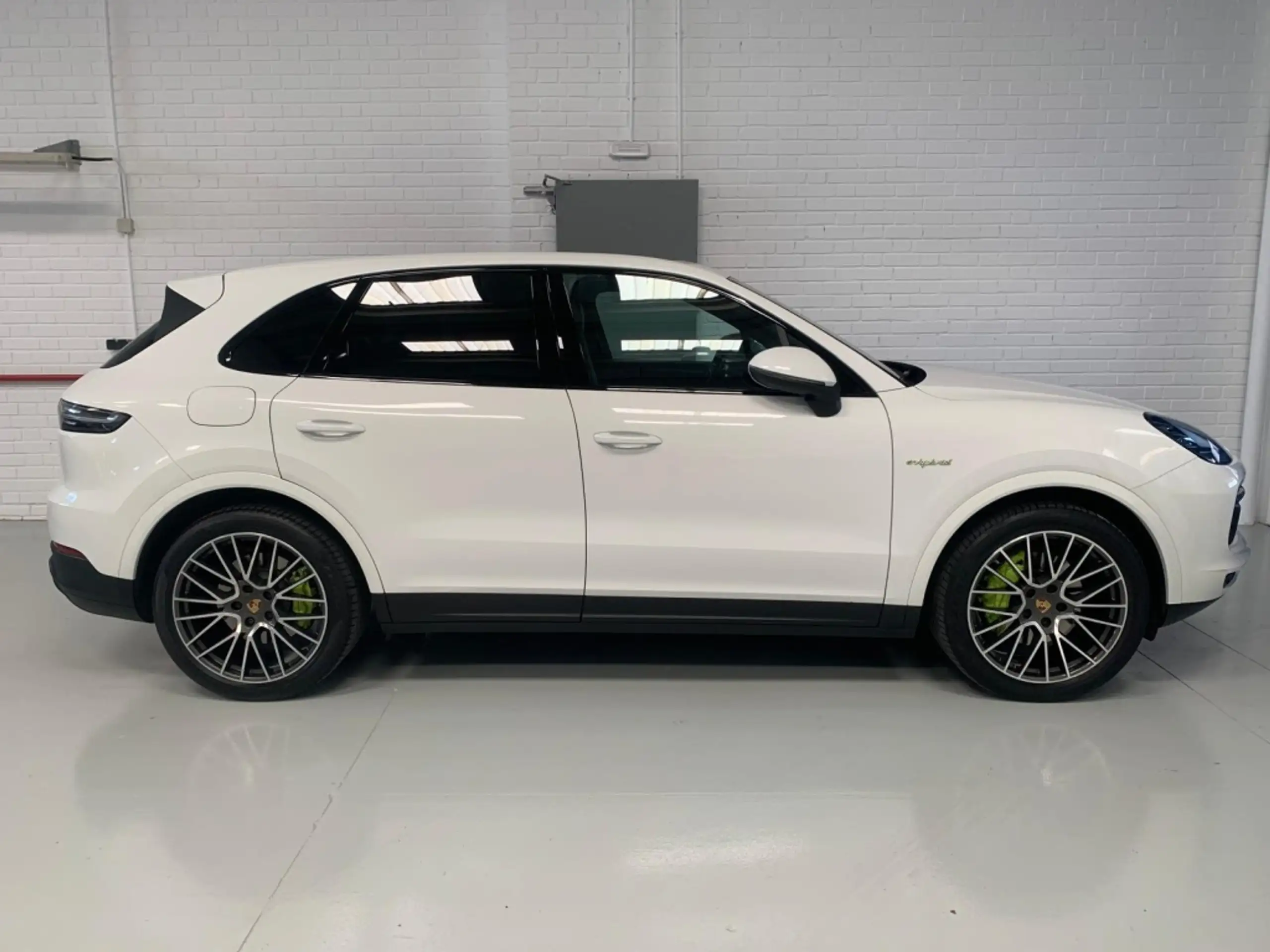 Porsche - Cayenne