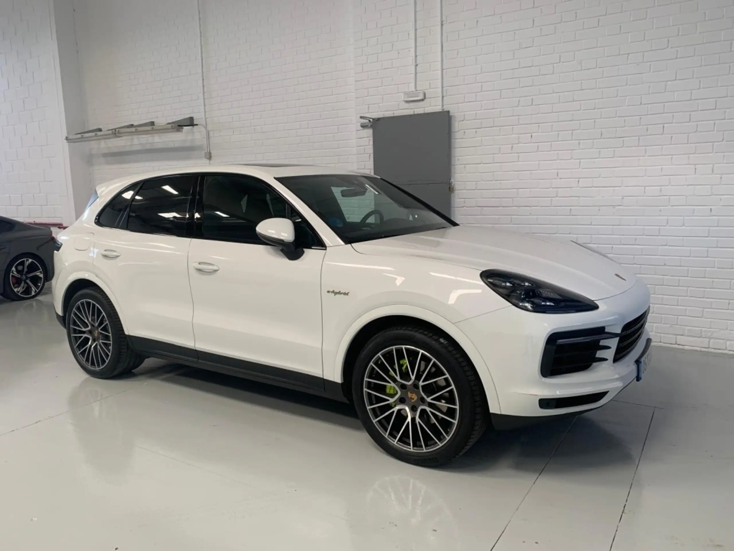 Porsche - Cayenne