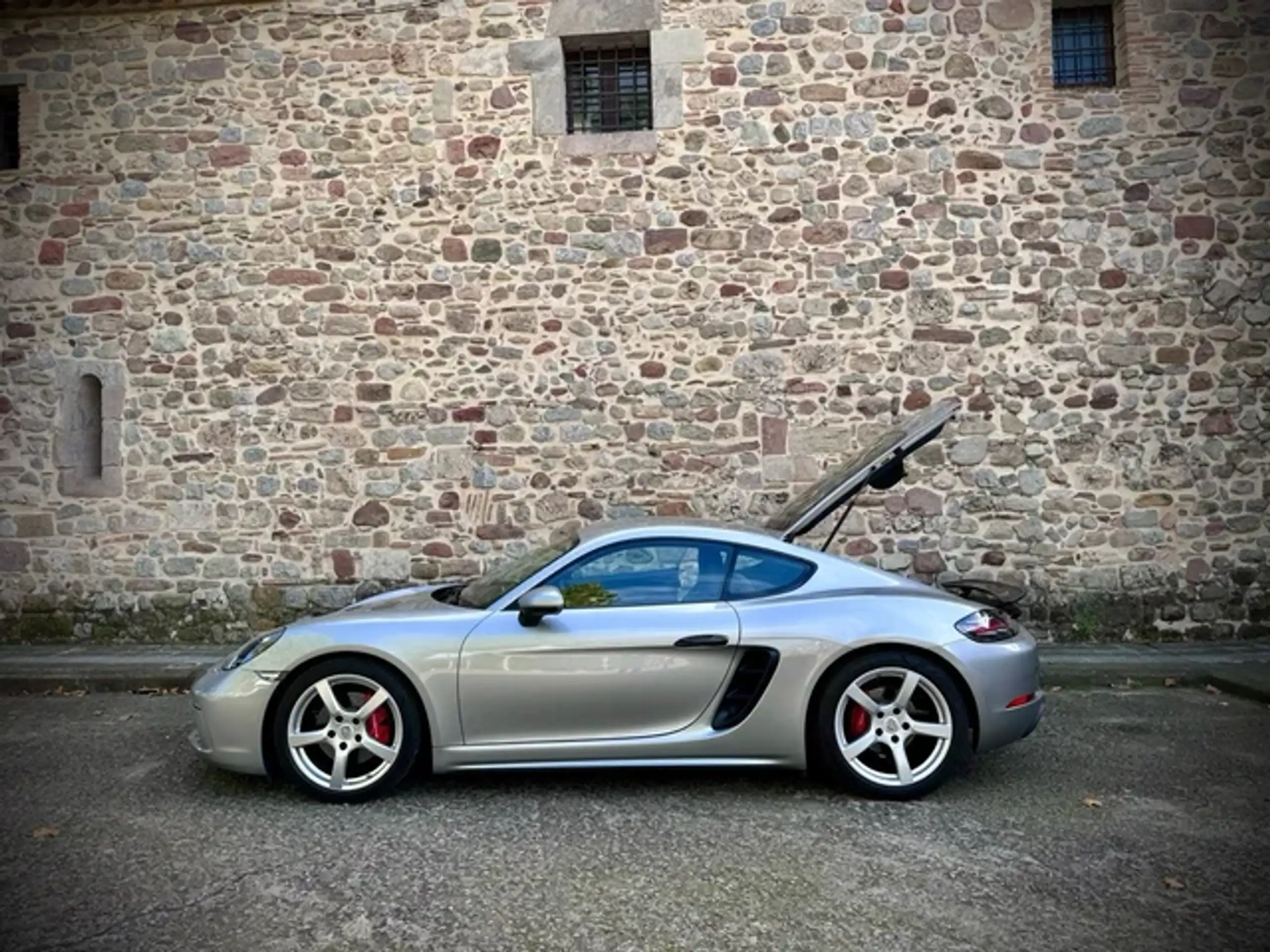 Porsche - Cayman