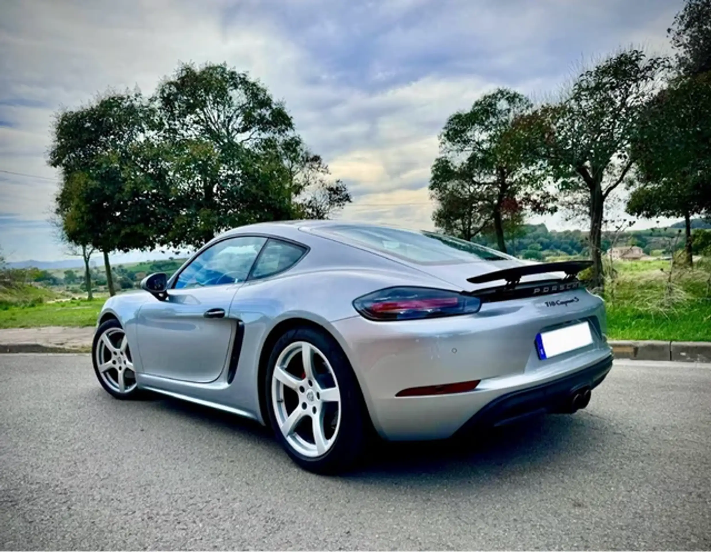 Porsche - Cayman