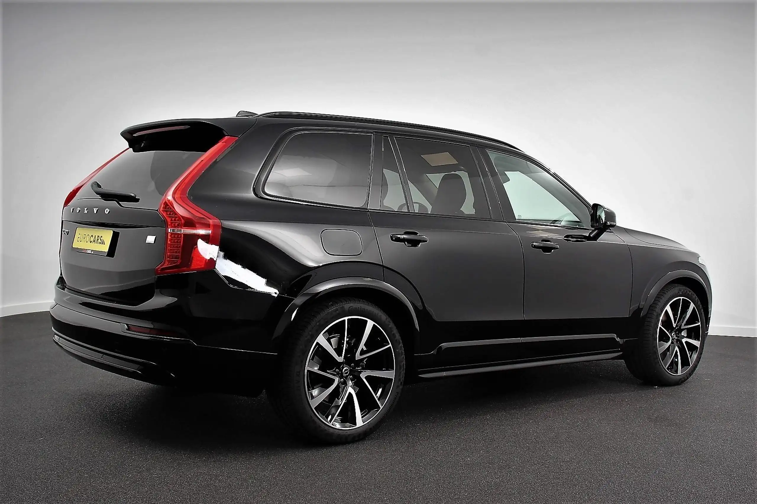 Volvo - XC90