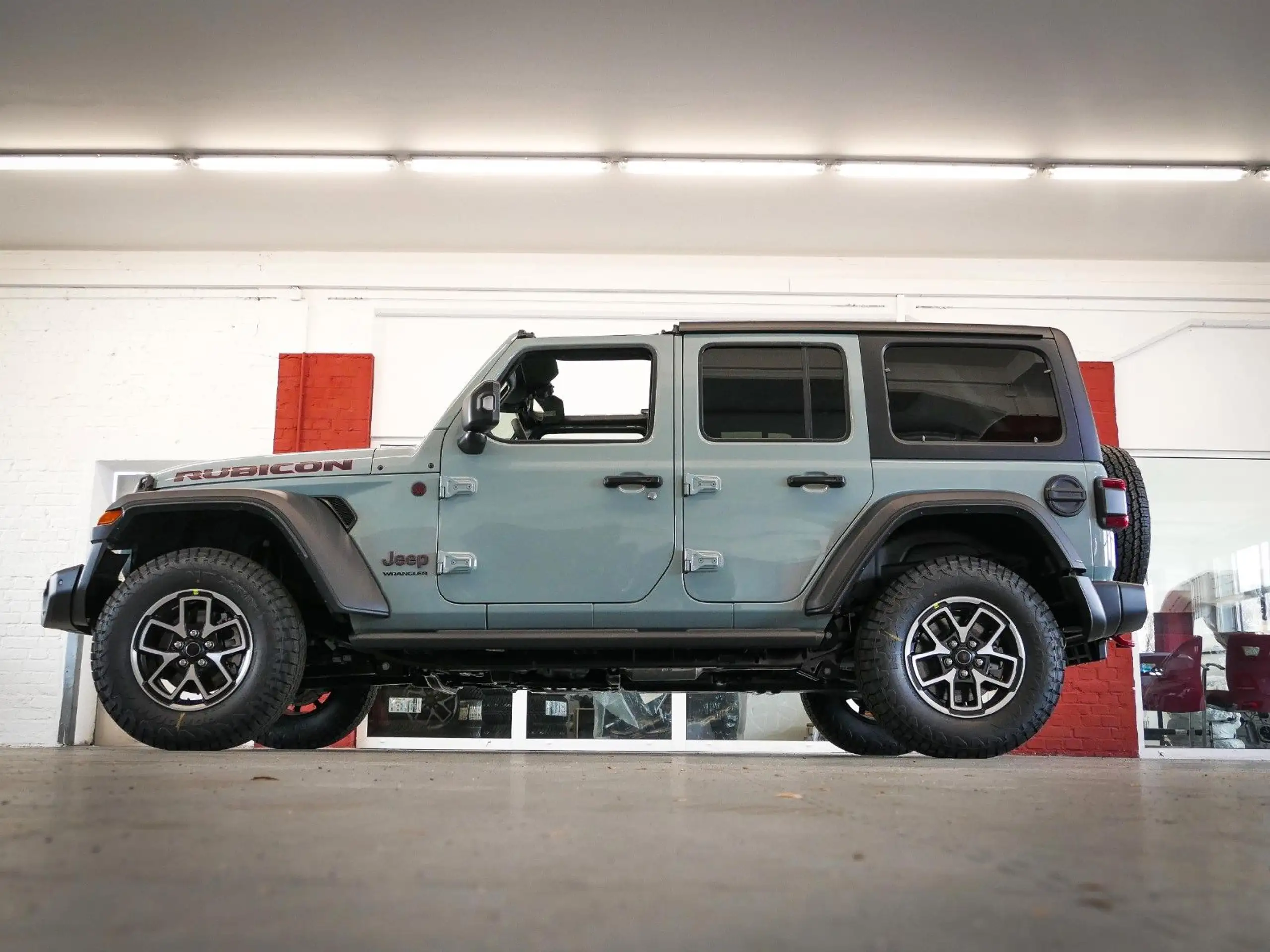 Jeep - Wrangler