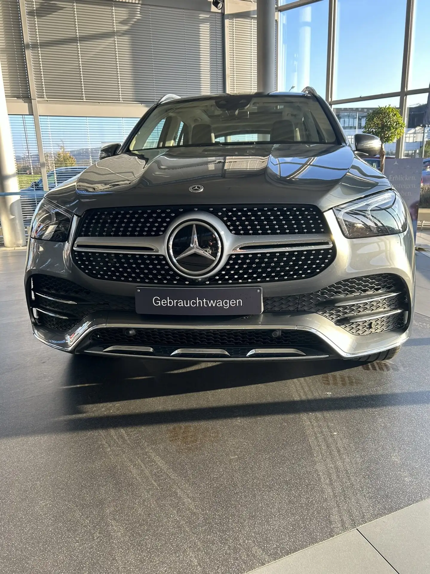 Mercedes-Benz - GLE 350