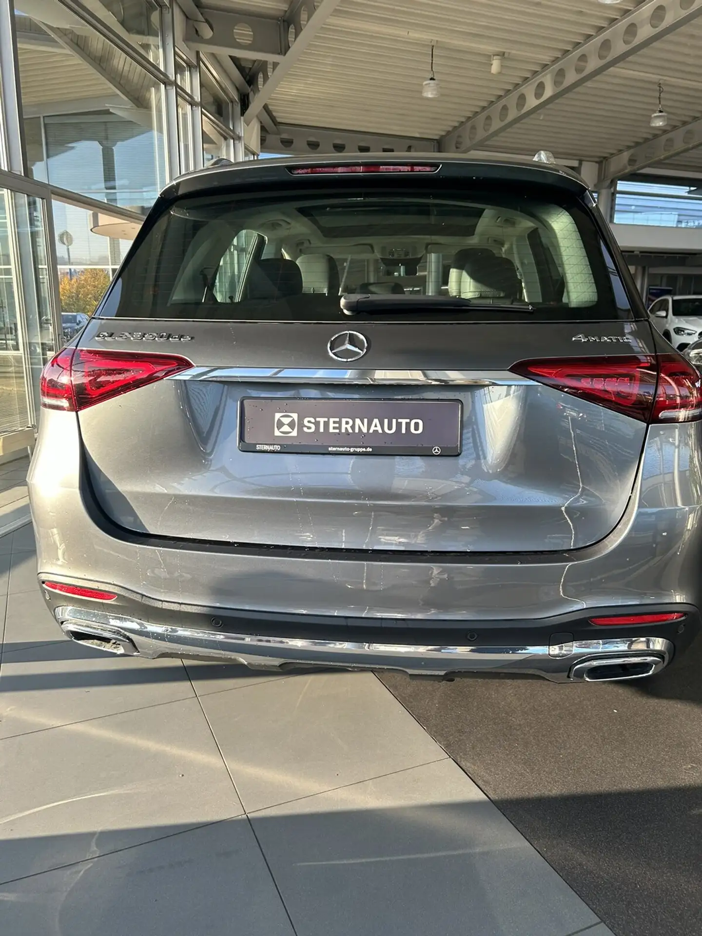 Mercedes-Benz - GLE 350