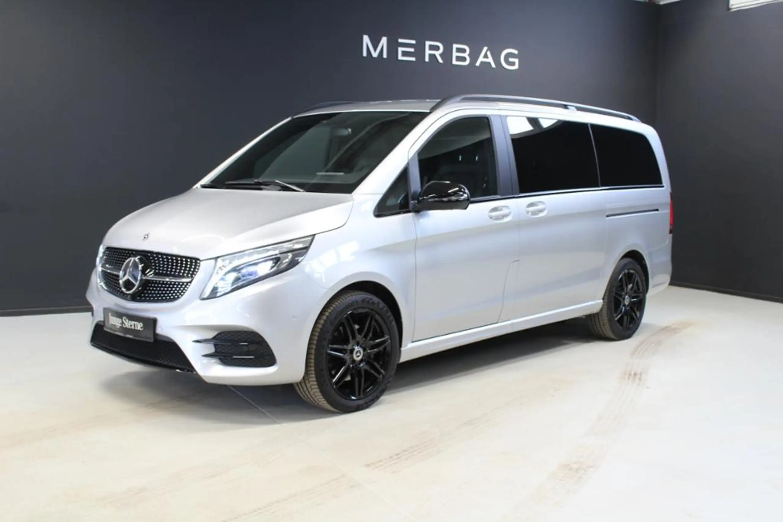 Mercedes-Benz - V 300