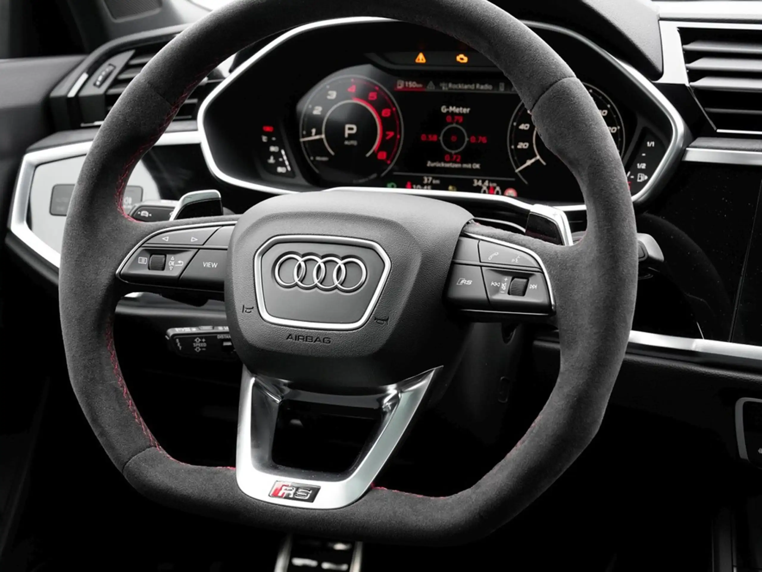 Audi - RS Q3