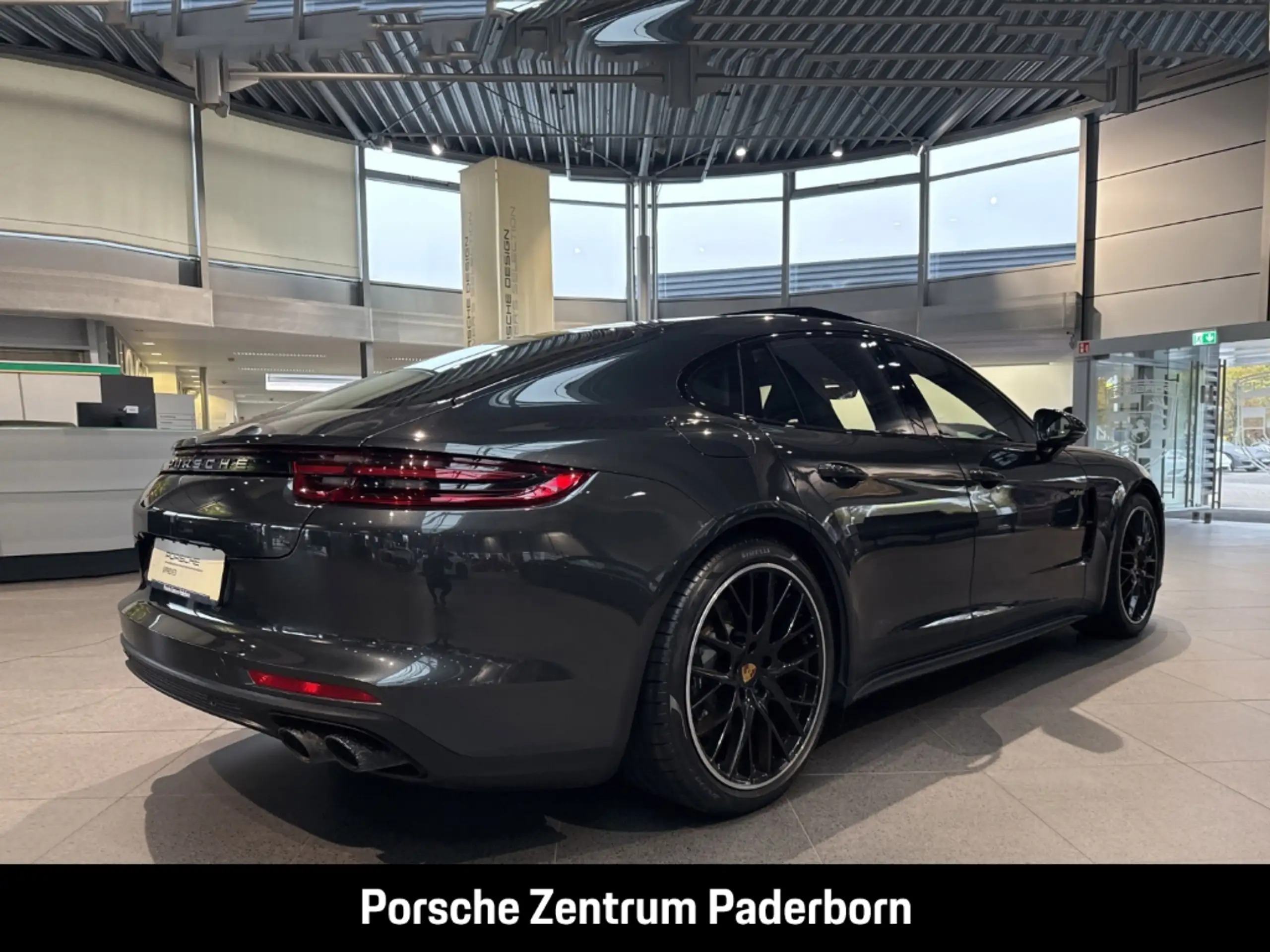 Porsche - Panamera