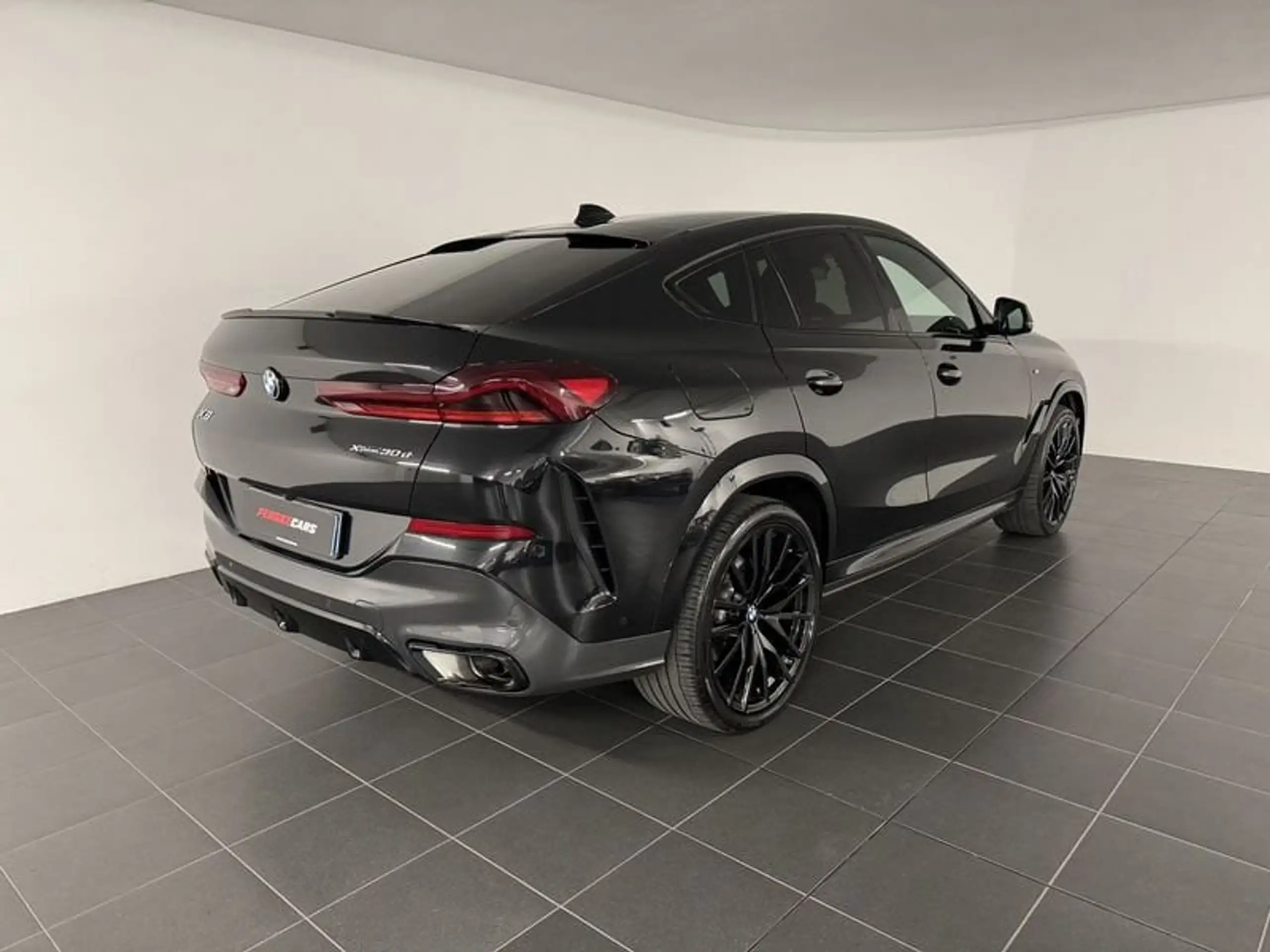 BMW - X6