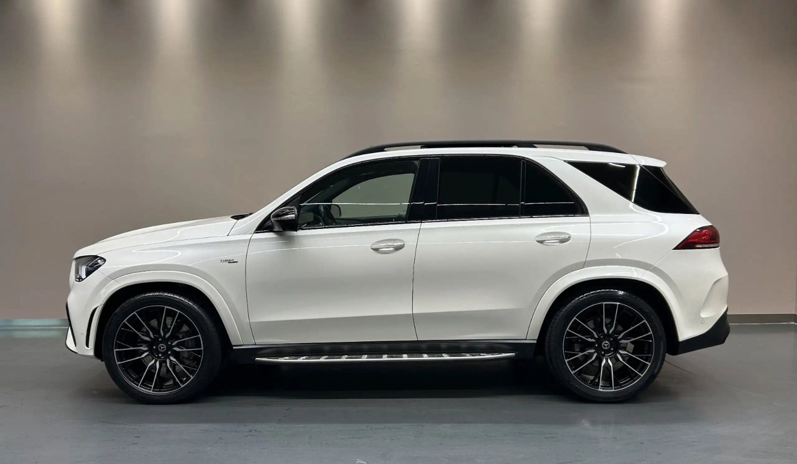 Mercedes-Benz - GLE 53 AMG