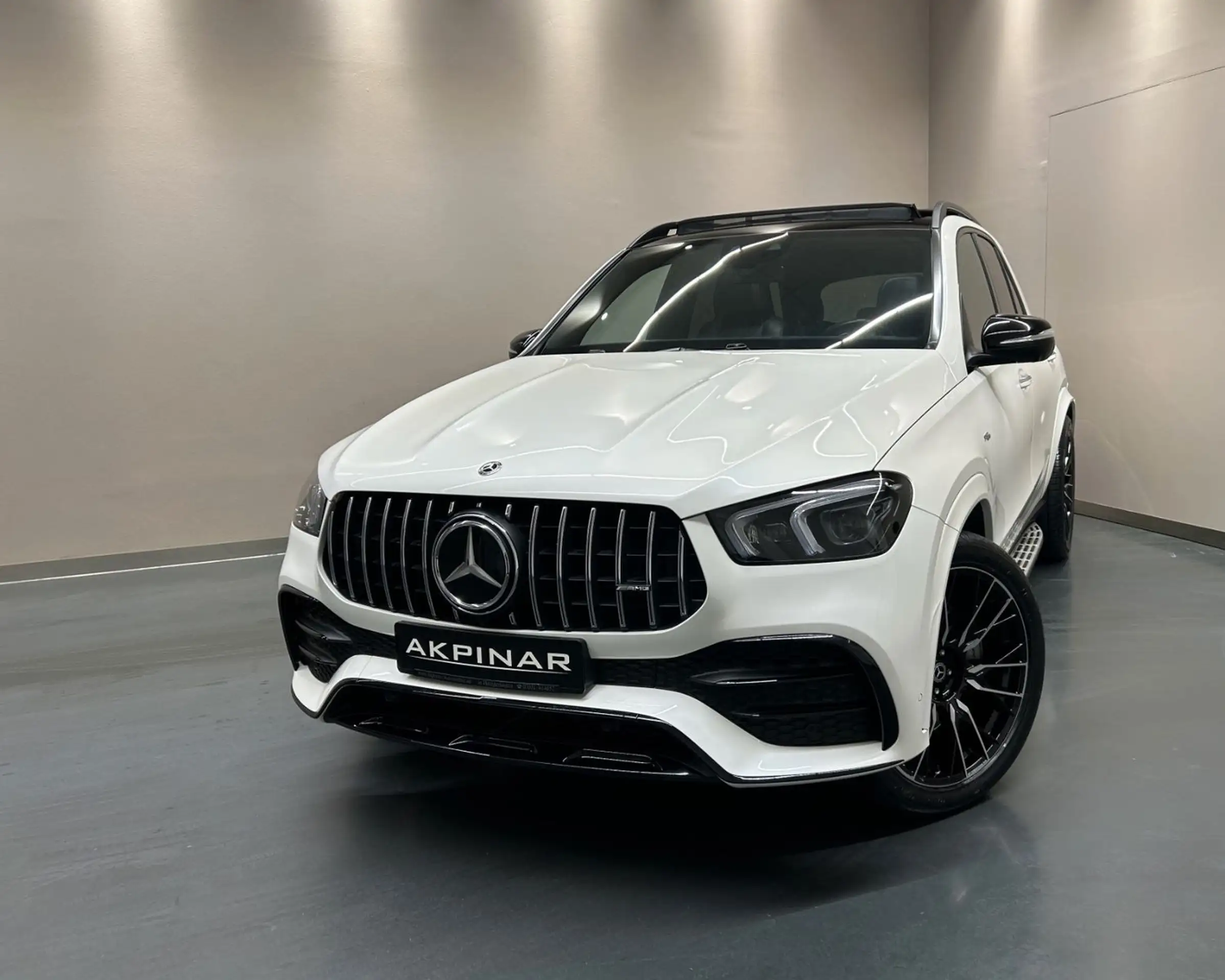 Mercedes-Benz - GLE 53 AMG