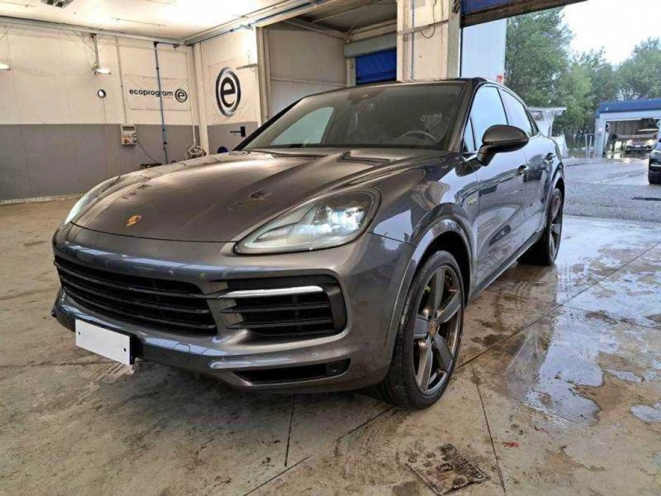 Porsche - Cayenne