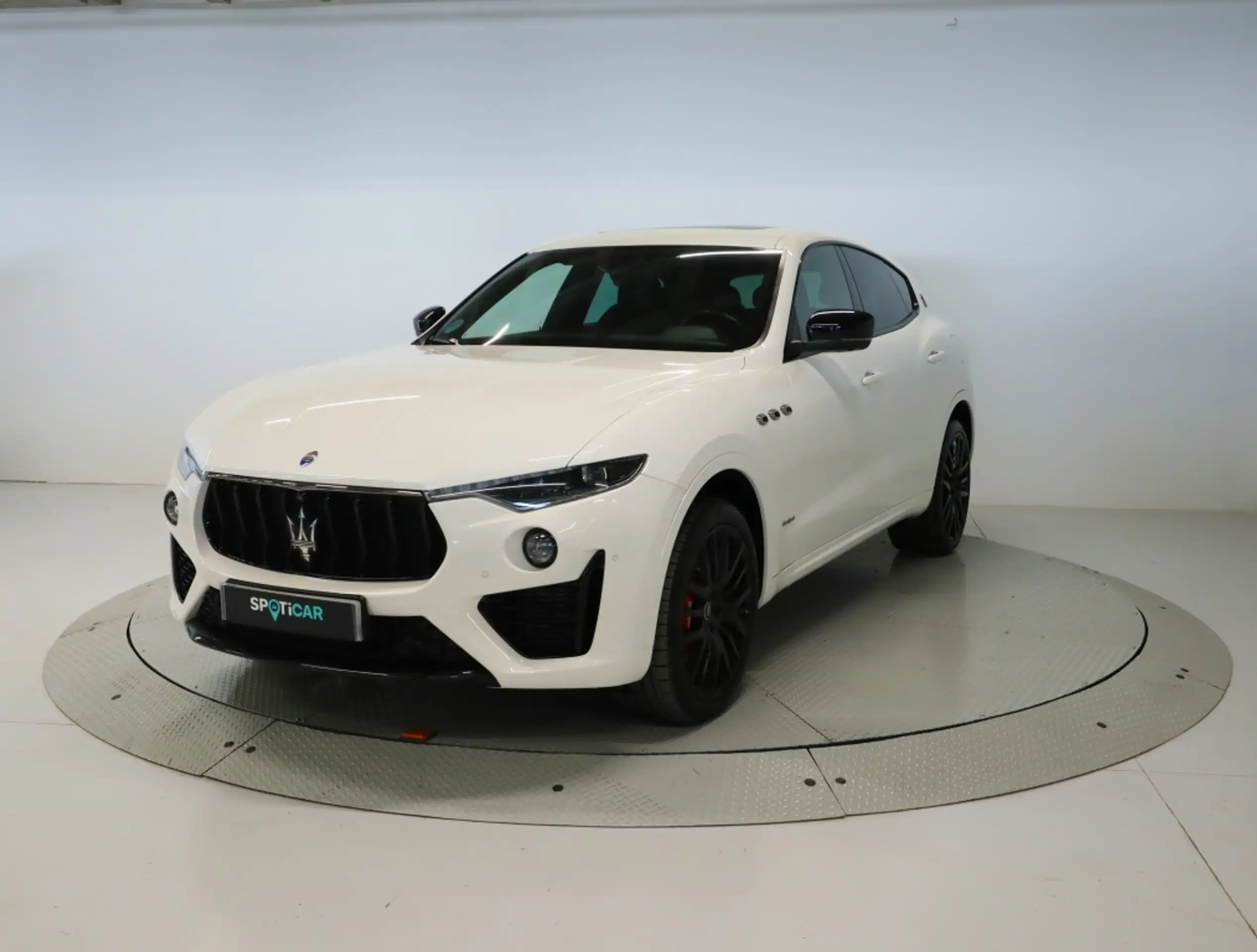 Maserati - Levante