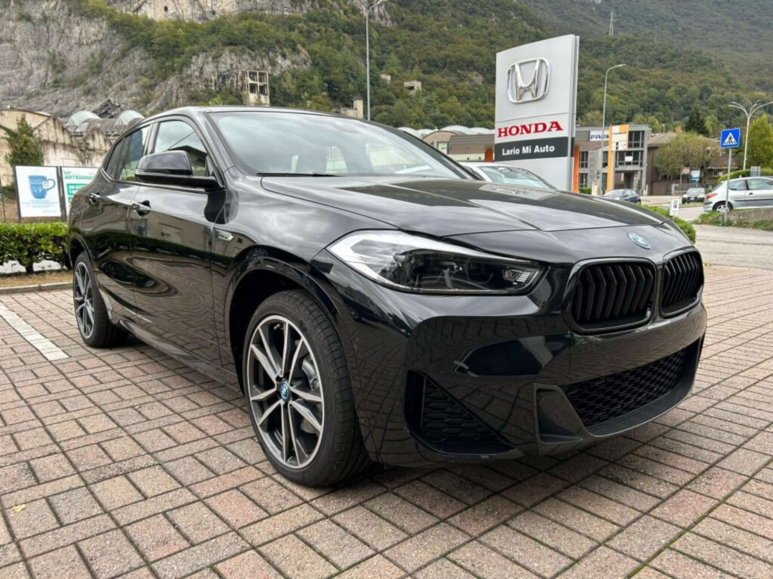 BMW - X2