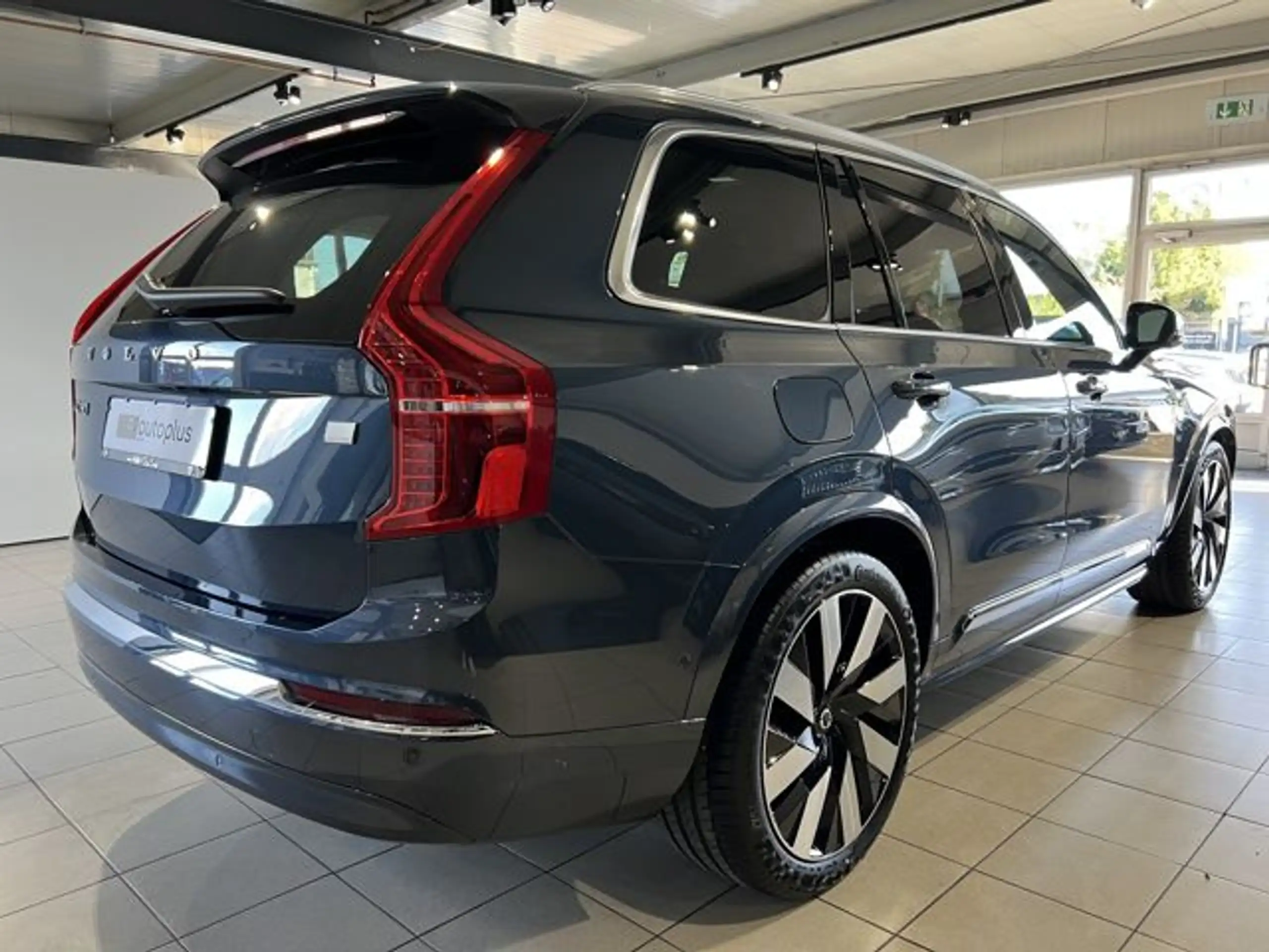 Volvo - XC90