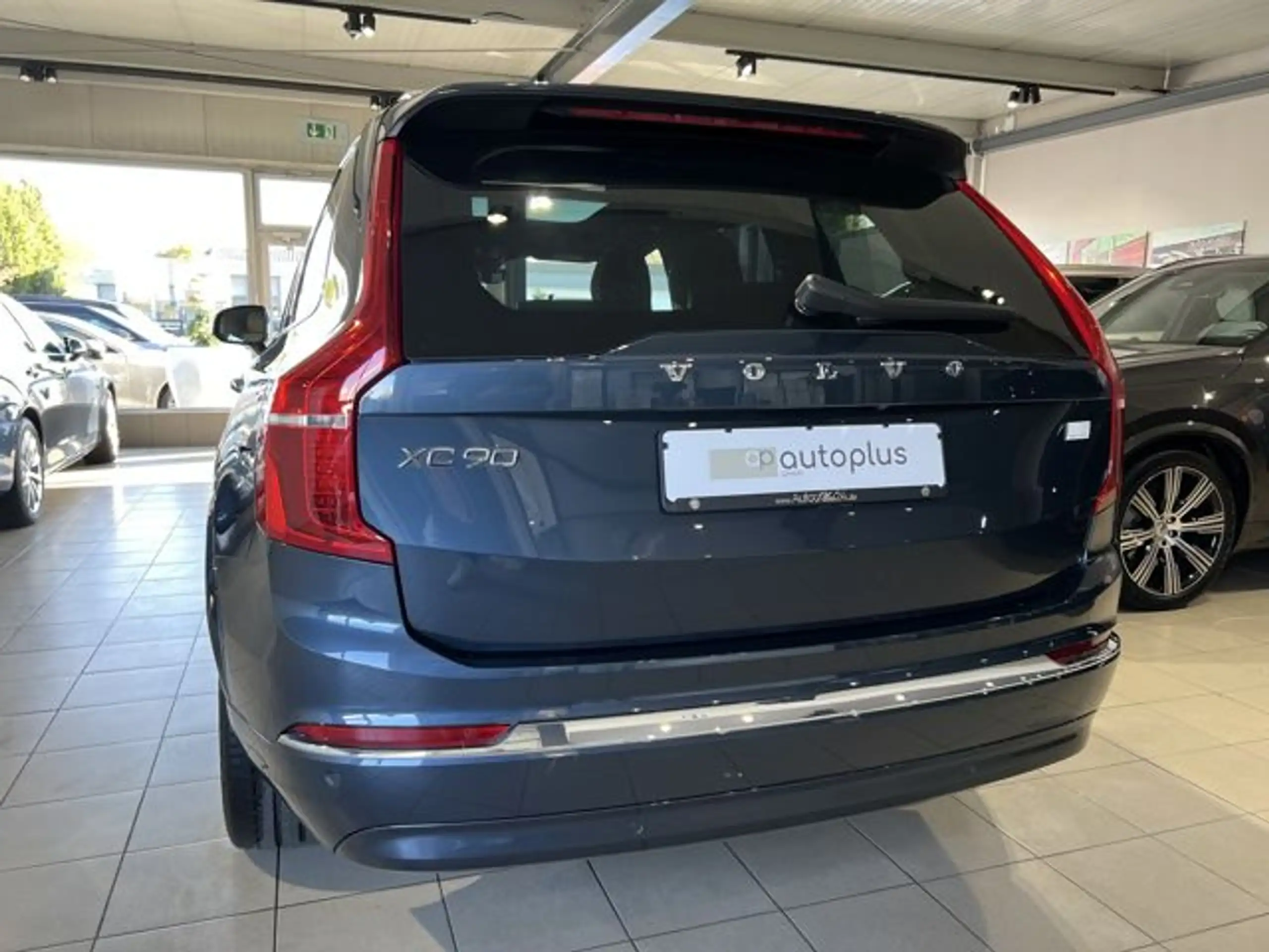 Volvo - XC90