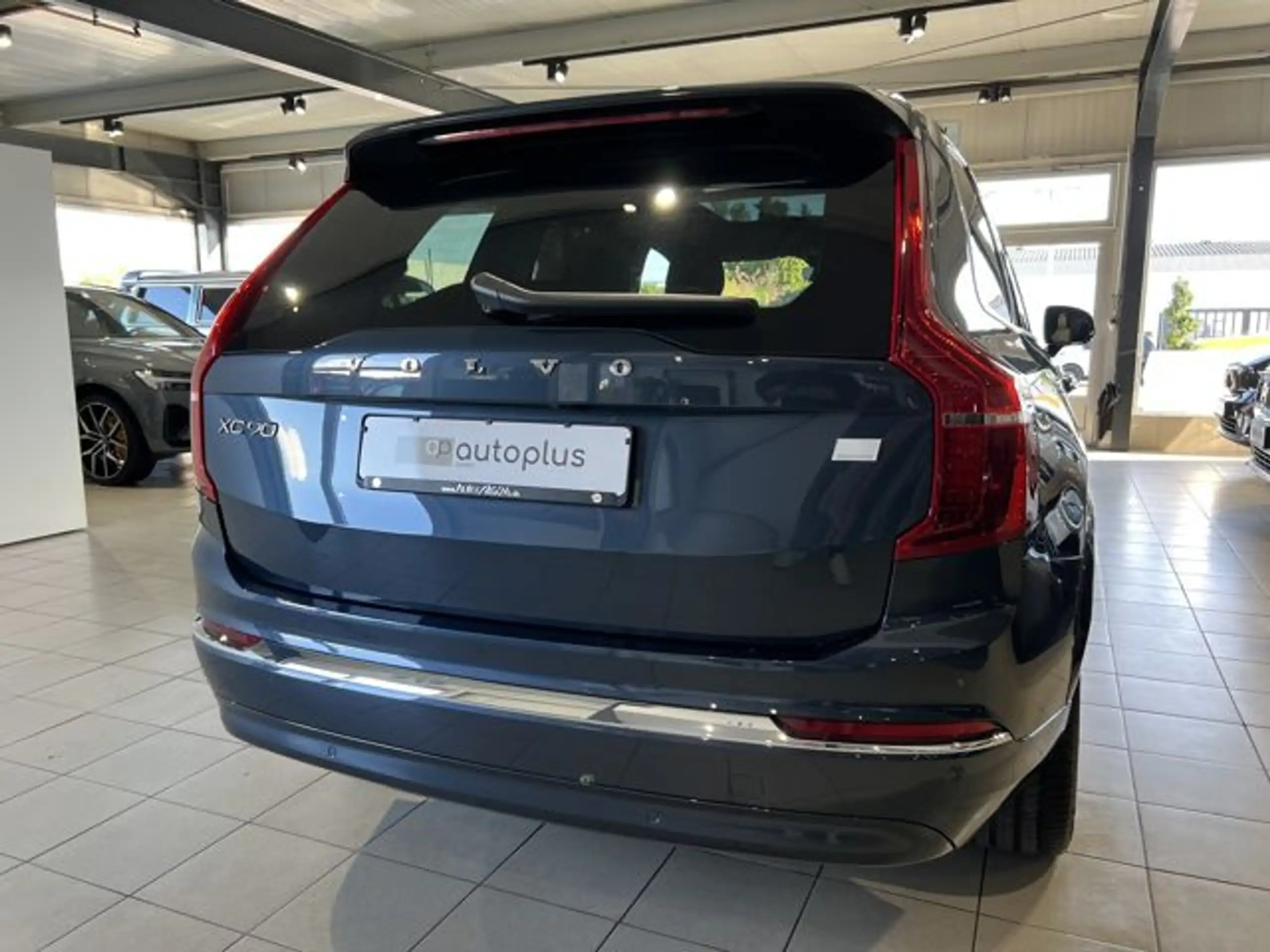 Volvo - XC90