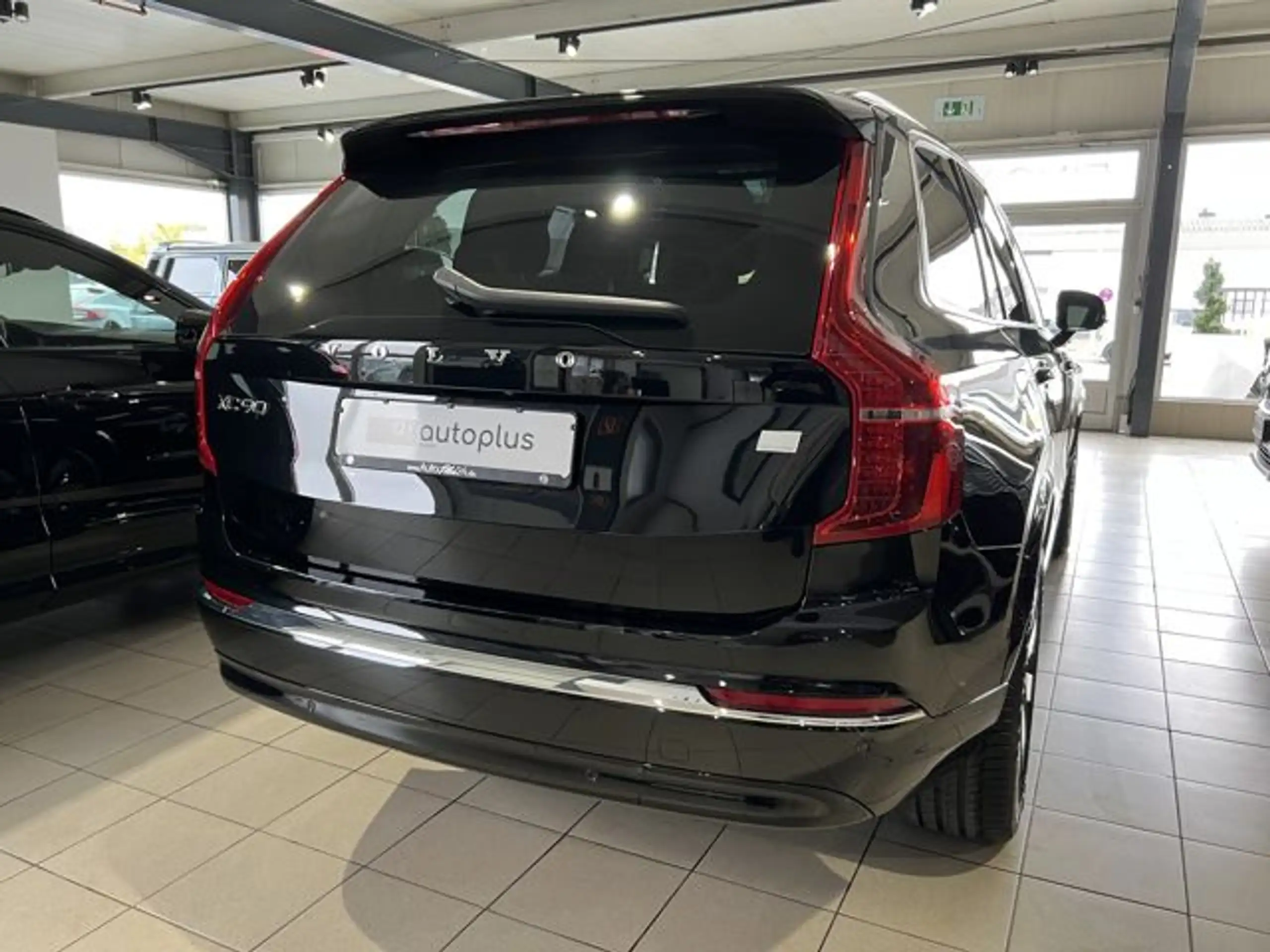 Volvo - XC90