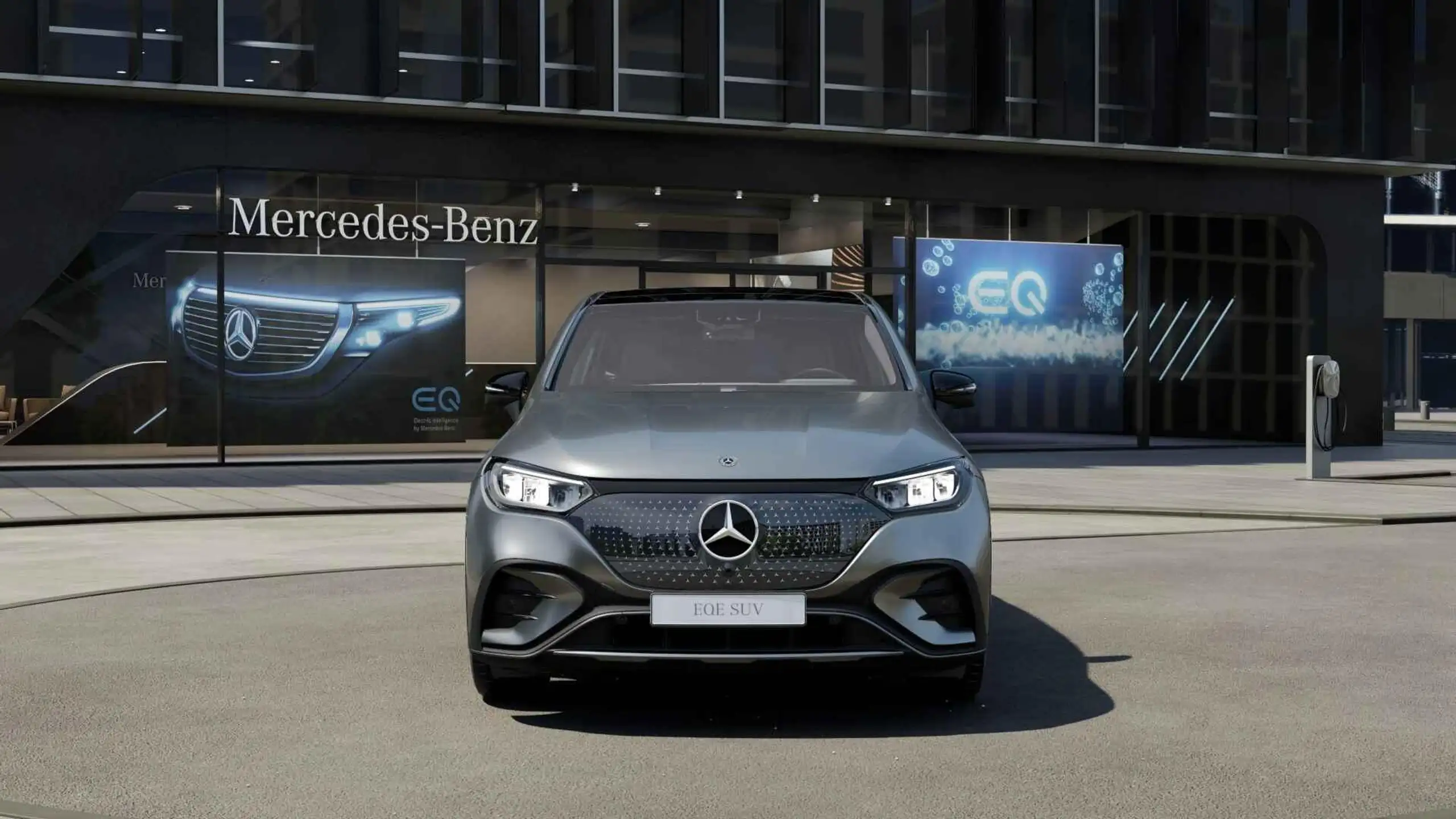 Mercedes-Benz - EQE SUV