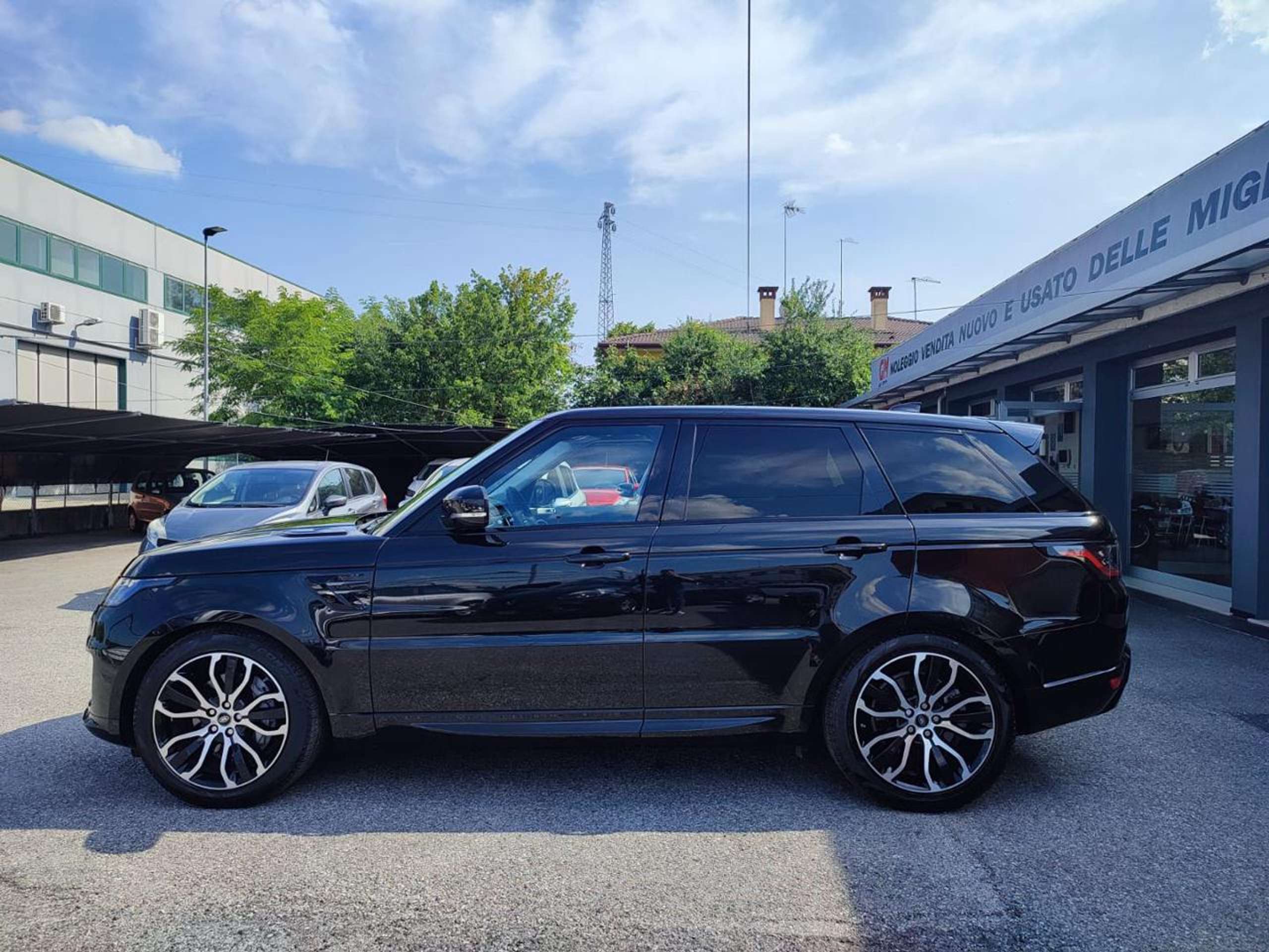 Land Rover - Range Rover Sport