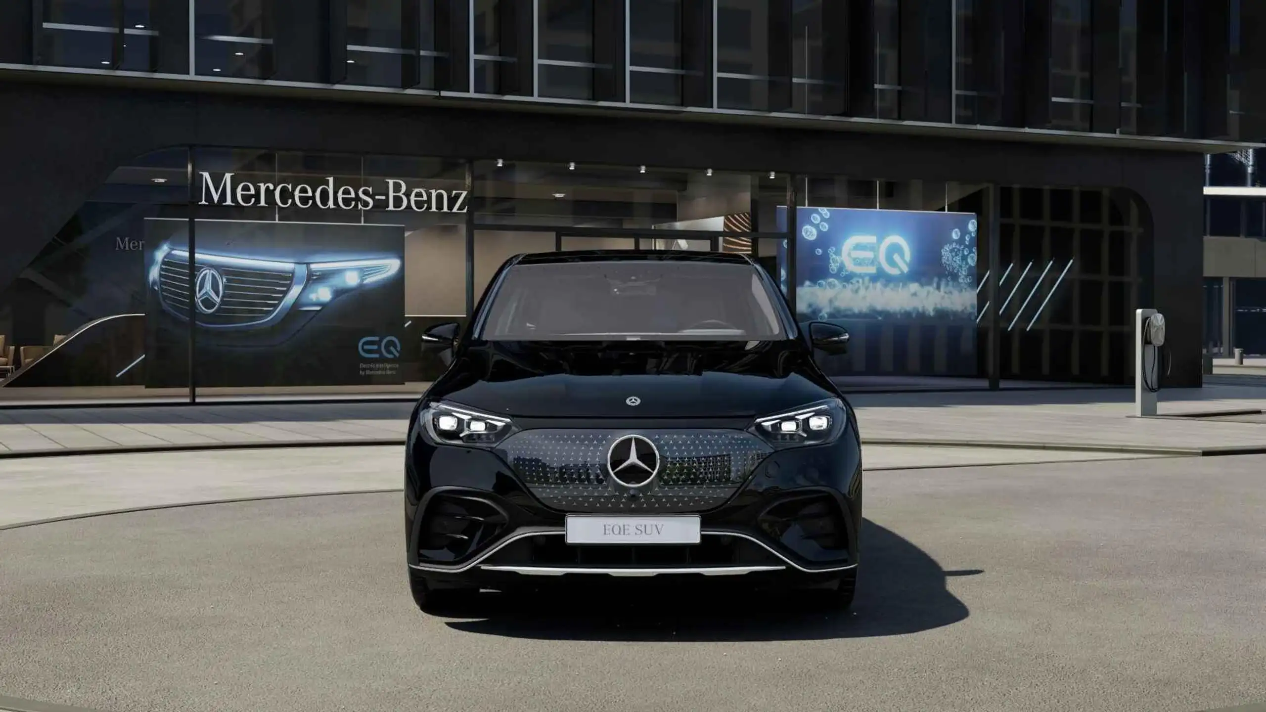 Mercedes-Benz - EQE SUV