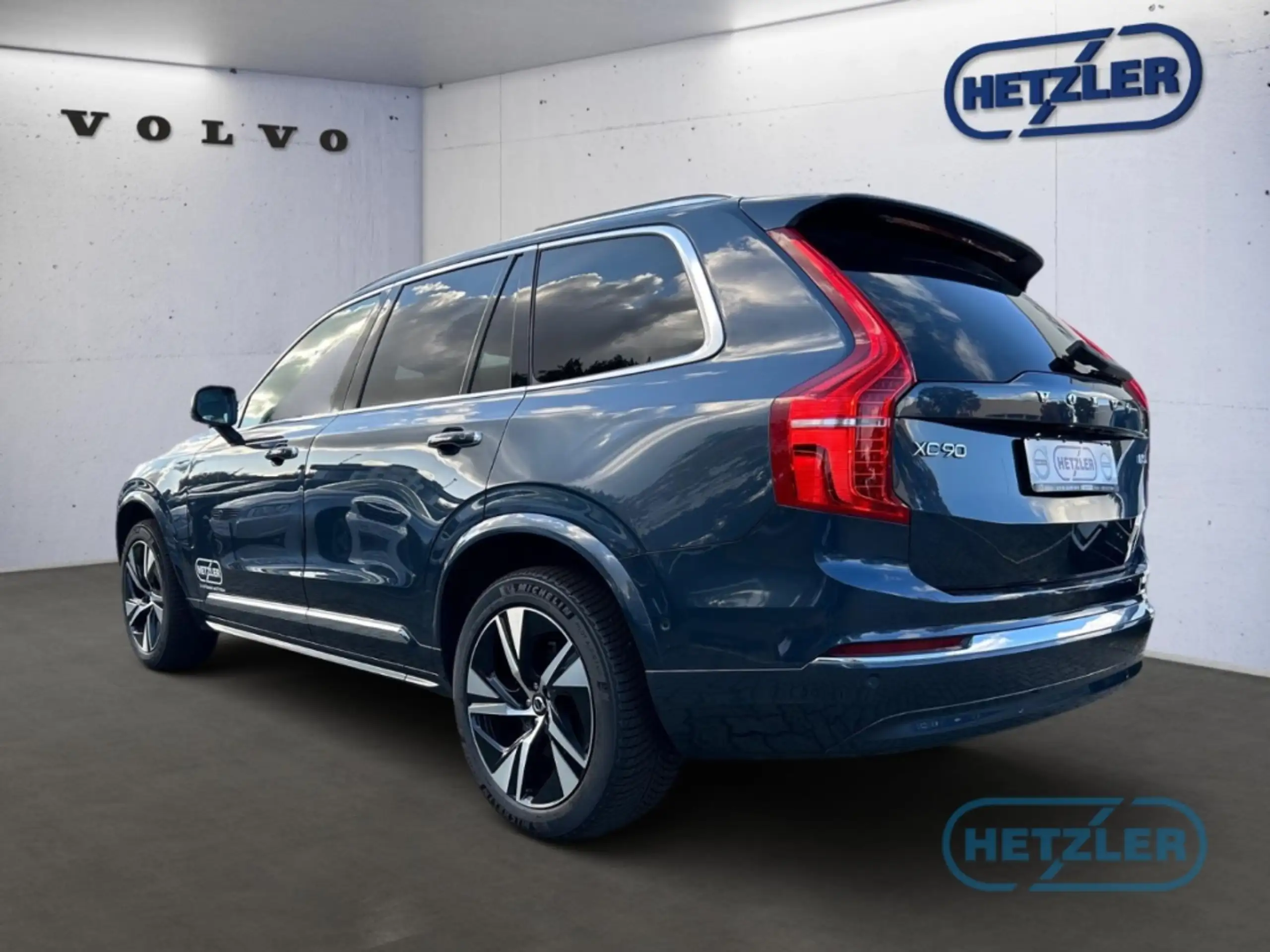 Volvo - XC90