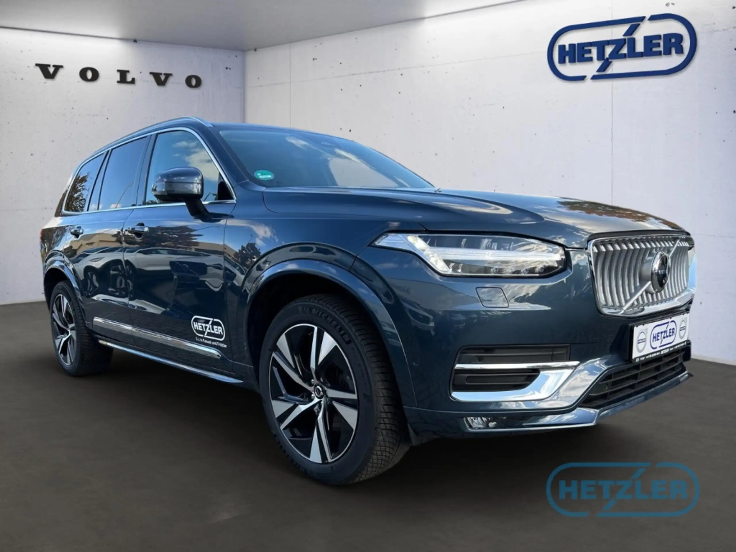 Volvo - XC90