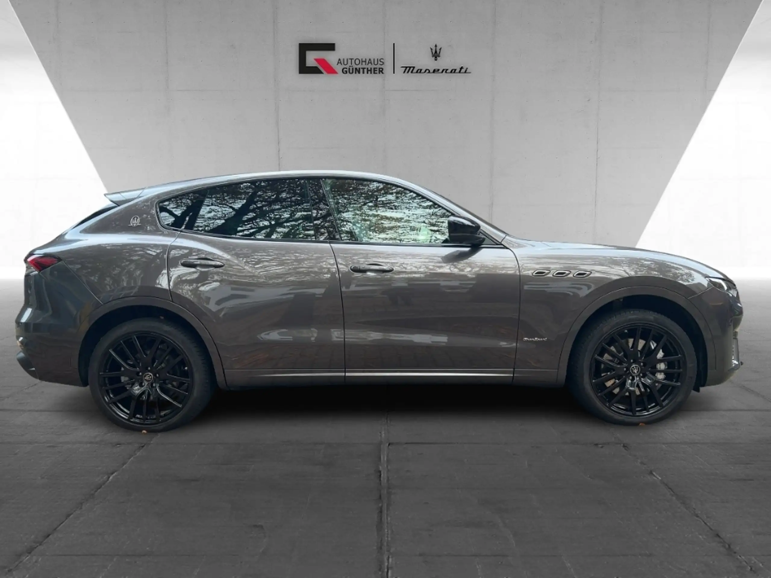 Maserati - Levante