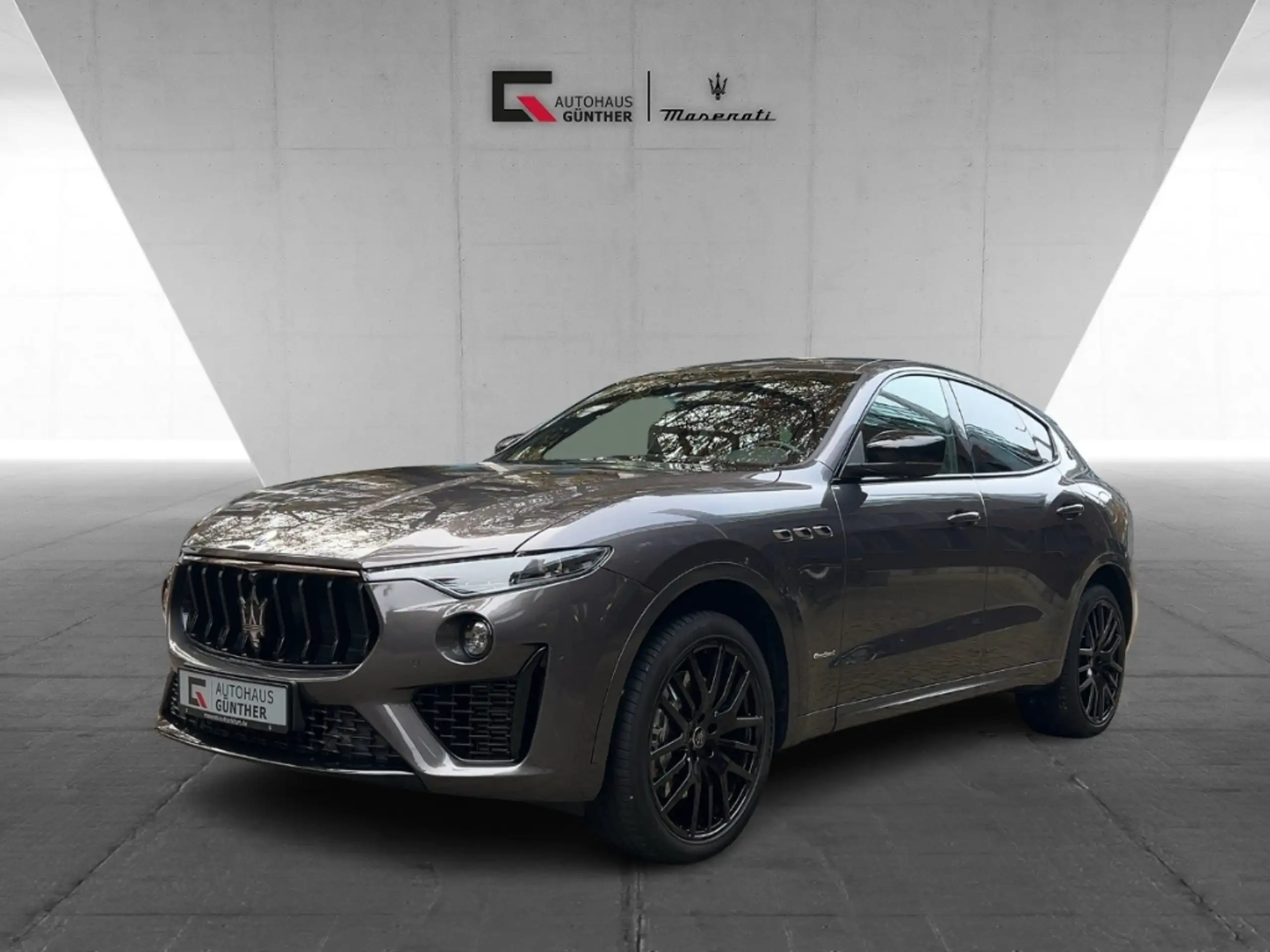 Maserati - Levante