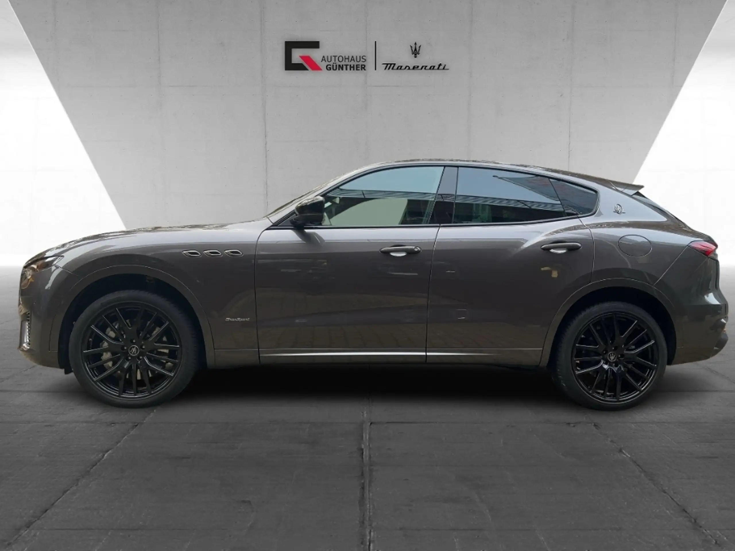 Maserati - Levante