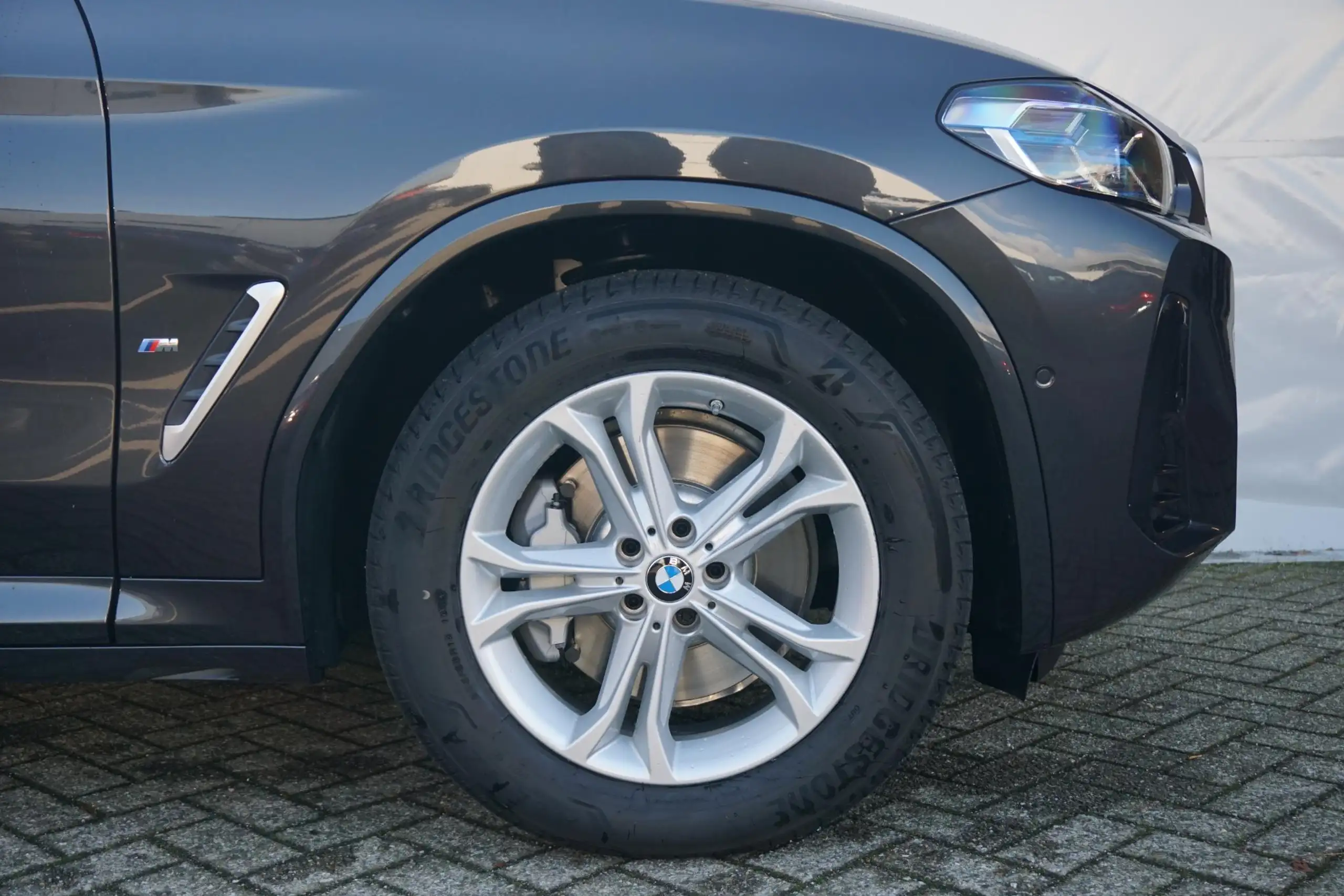 BMW - X3