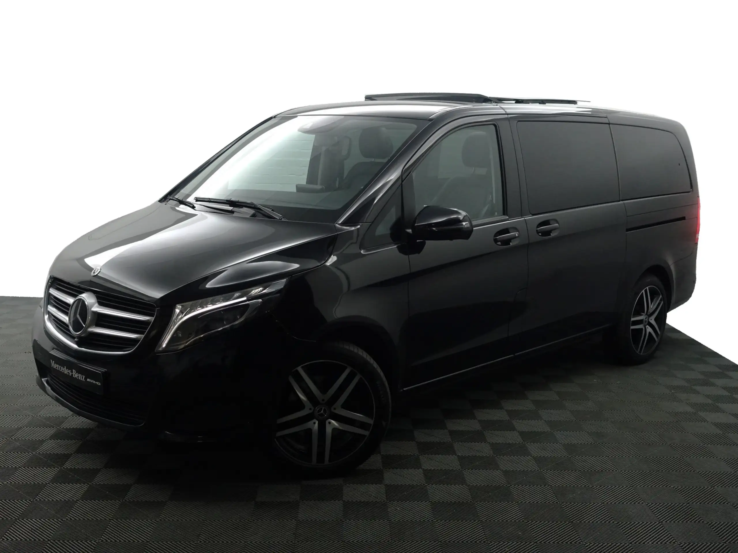 Mercedes-Benz - V 250